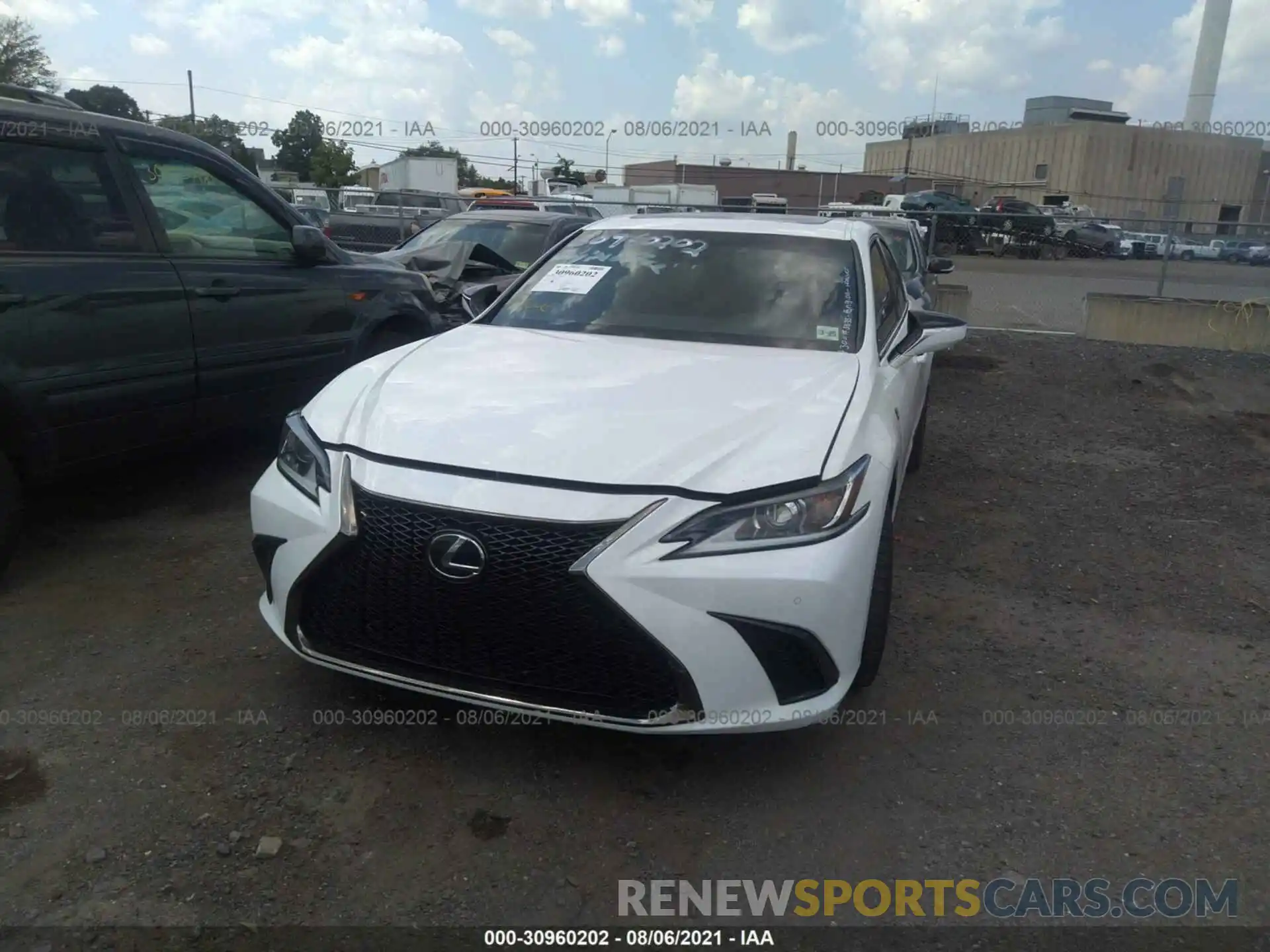 6 Photograph of a damaged car 58AGZ1B18LU071450 LEXUS ES 2020