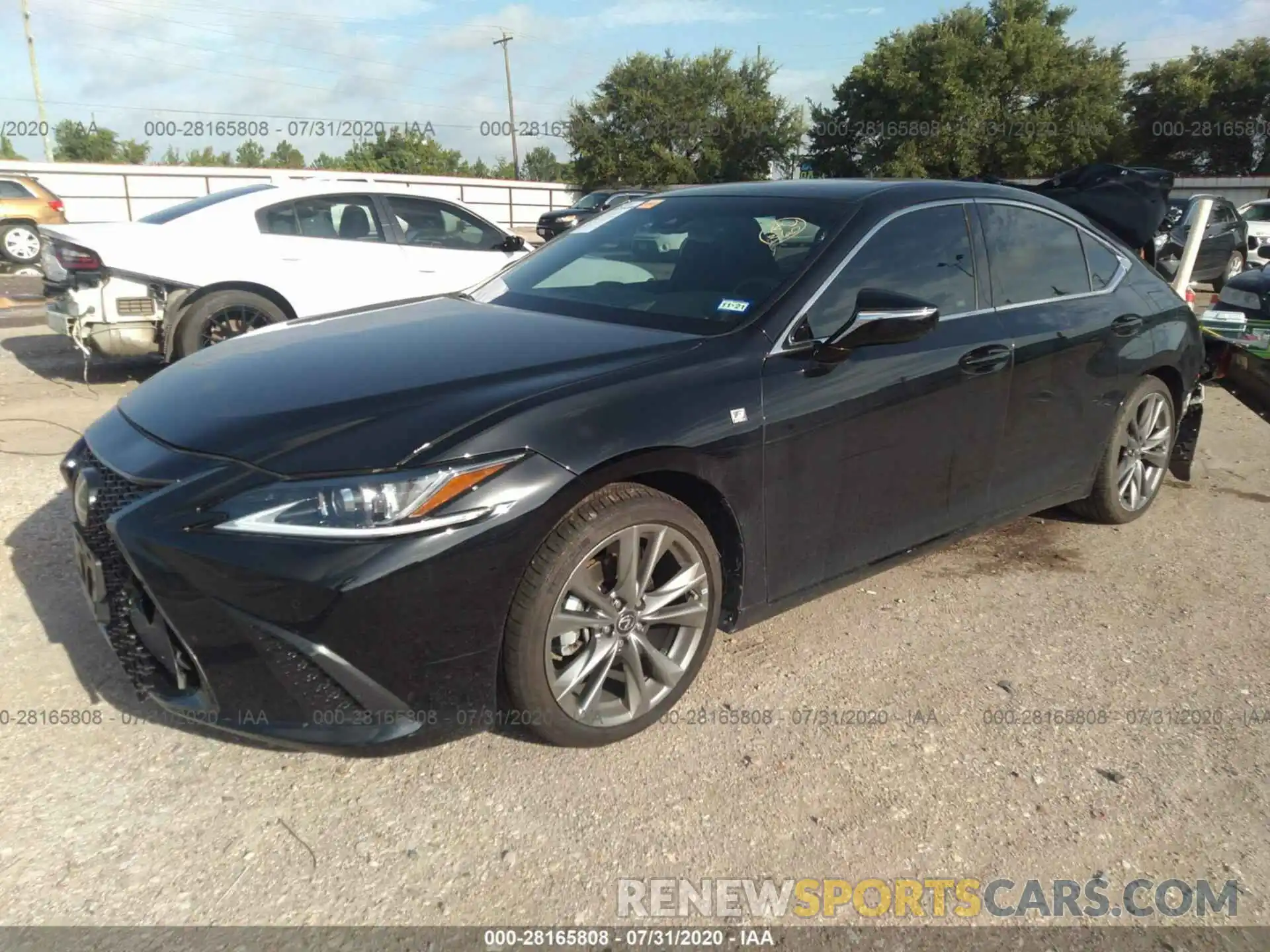 2 Photograph of a damaged car 58AGZ1B19LU059341 LEXUS ES 2020