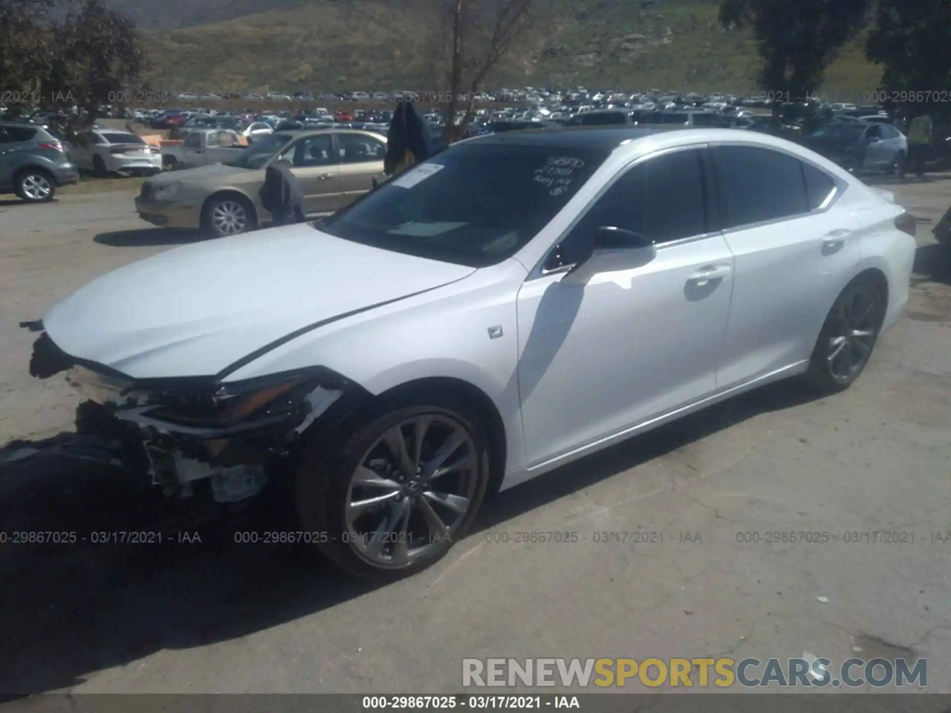 2 Photograph of a damaged car 58AGZ1B19LU077841 LEXUS ES 2020