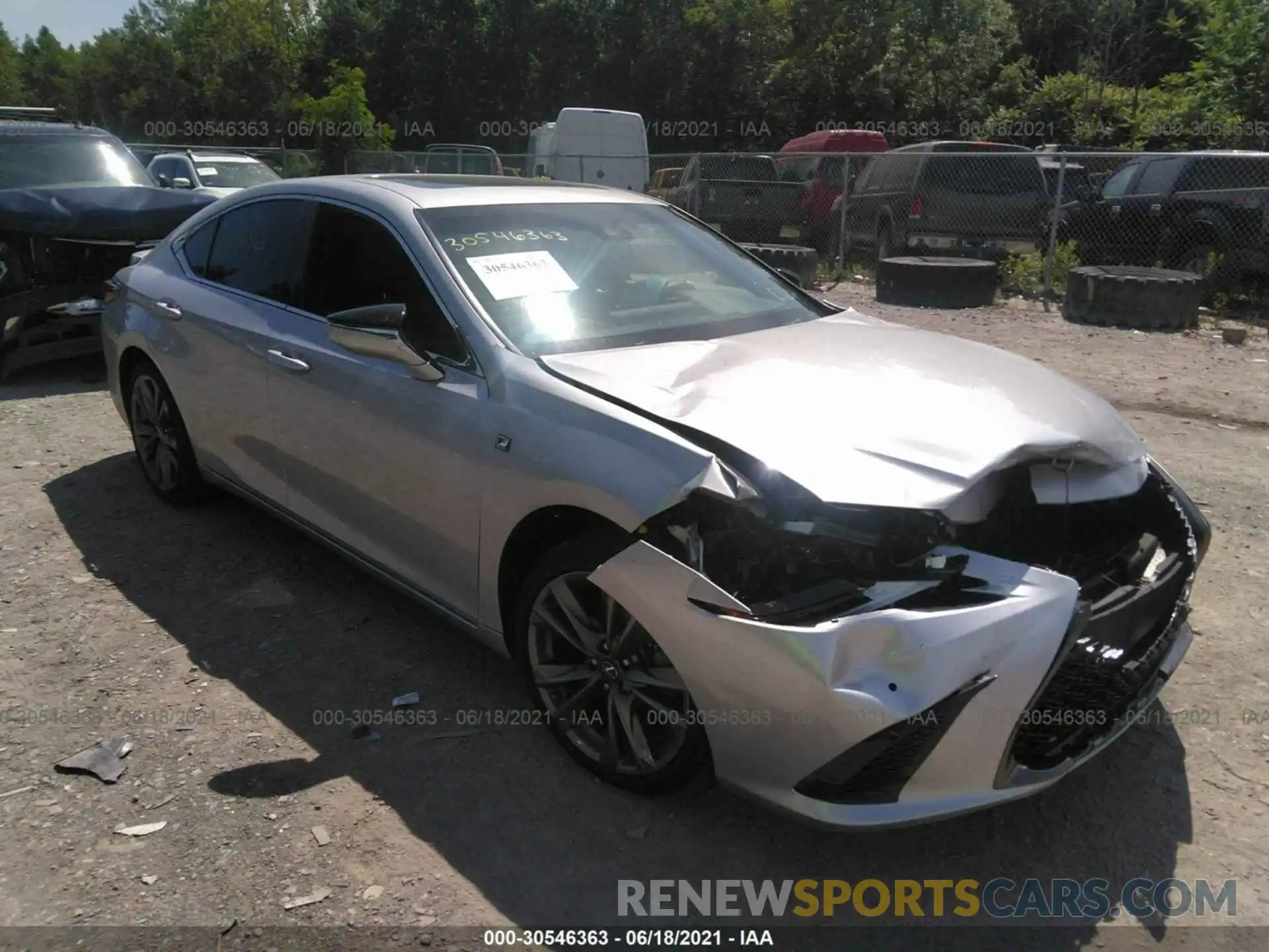 1 Photograph of a damaged car 58AGZ1B1XLU067576 LEXUS ES 2020