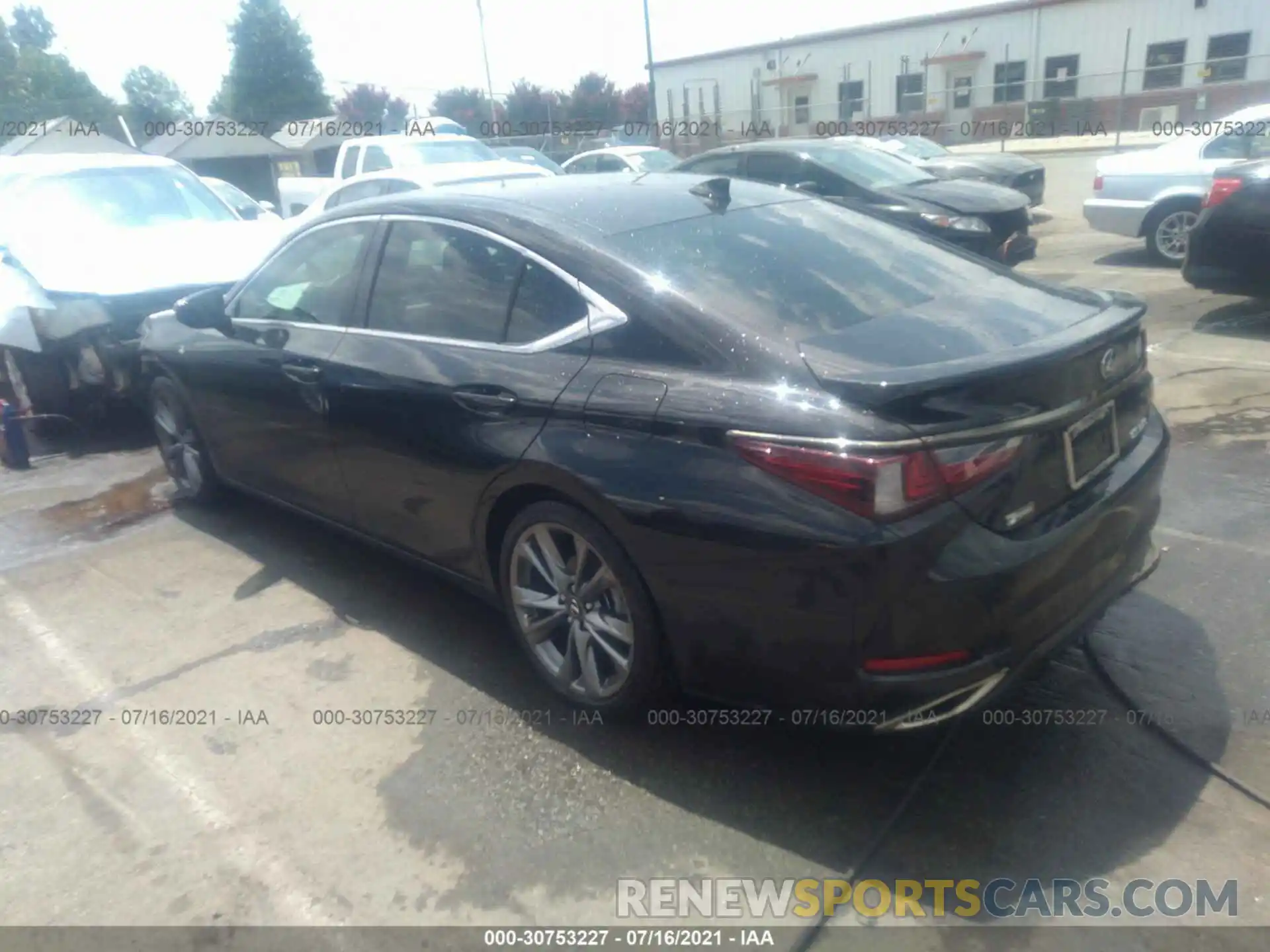 3 Photograph of a damaged car 58AGZ1B1XLU072549 LEXUS ES 2020