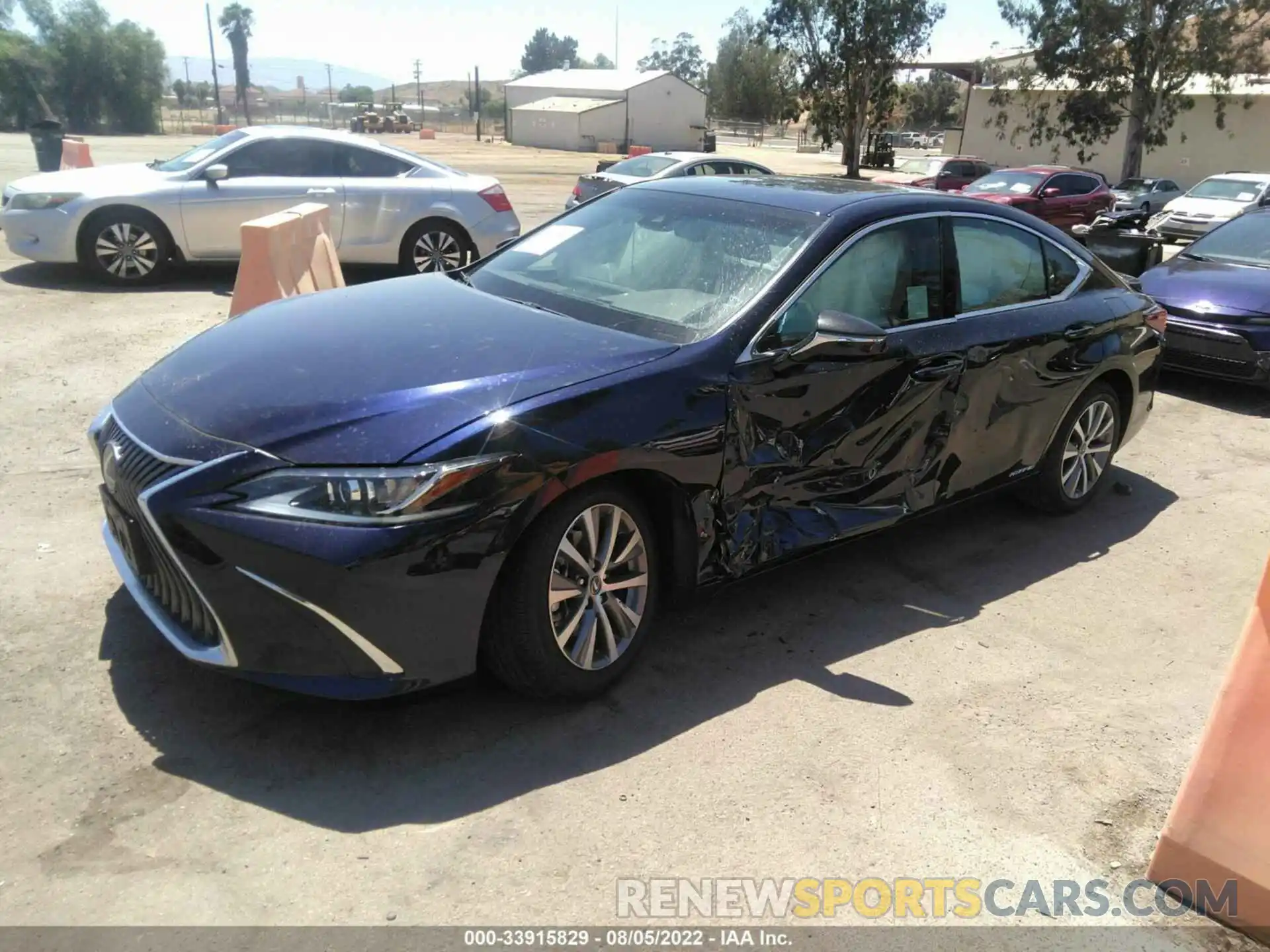 2 Photograph of a damaged car 58ACA1C10MU007280 LEXUS ES 2021