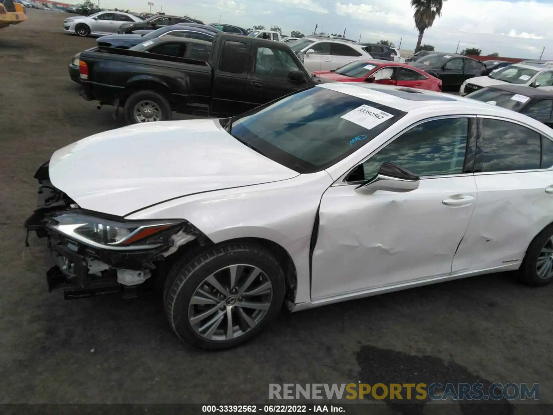 6 Photograph of a damaged car 58ACA1C12MU001917 LEXUS ES 2021