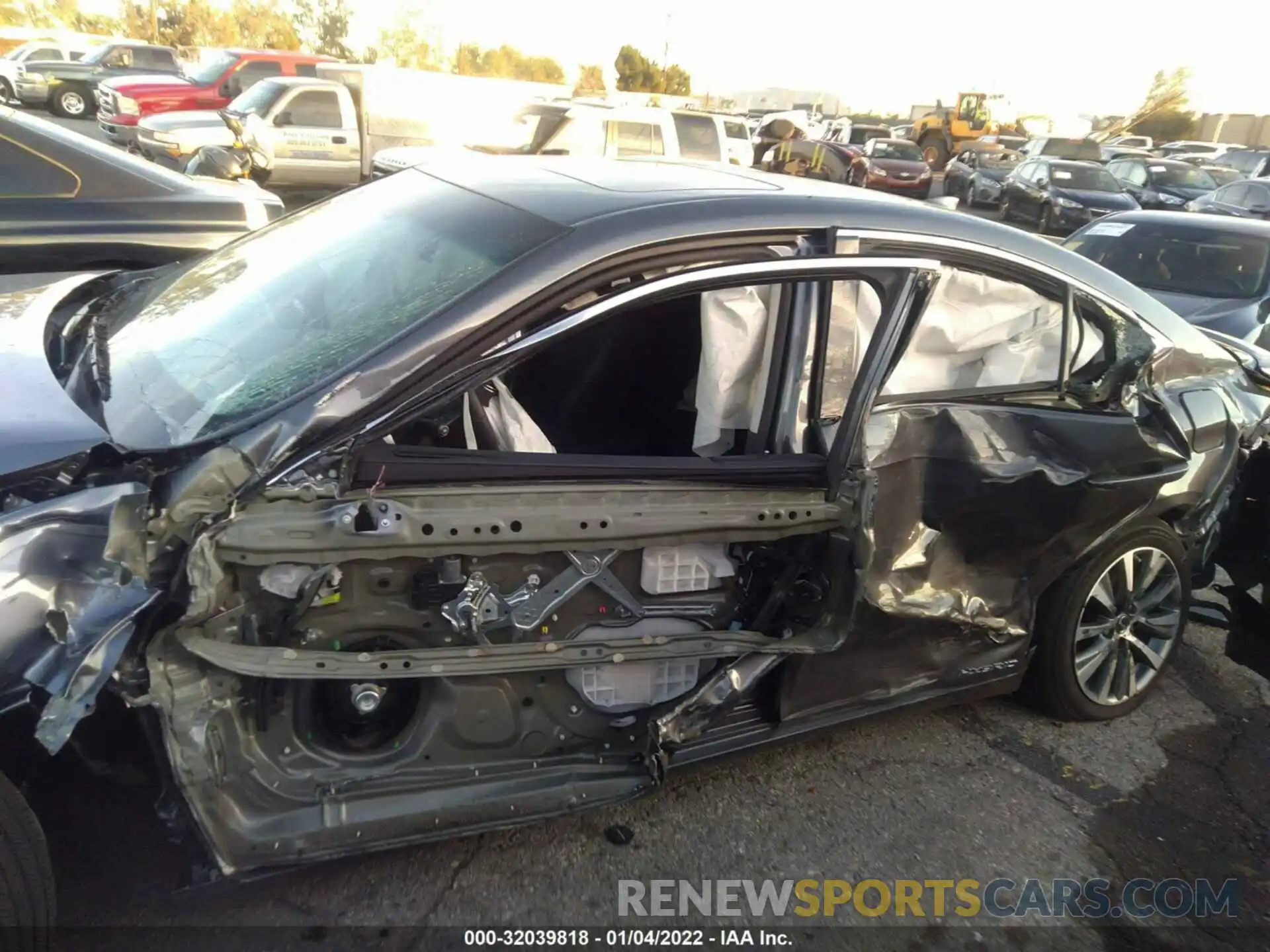 6 Photograph of a damaged car 58ACA1C12MU006695 LEXUS ES 2021