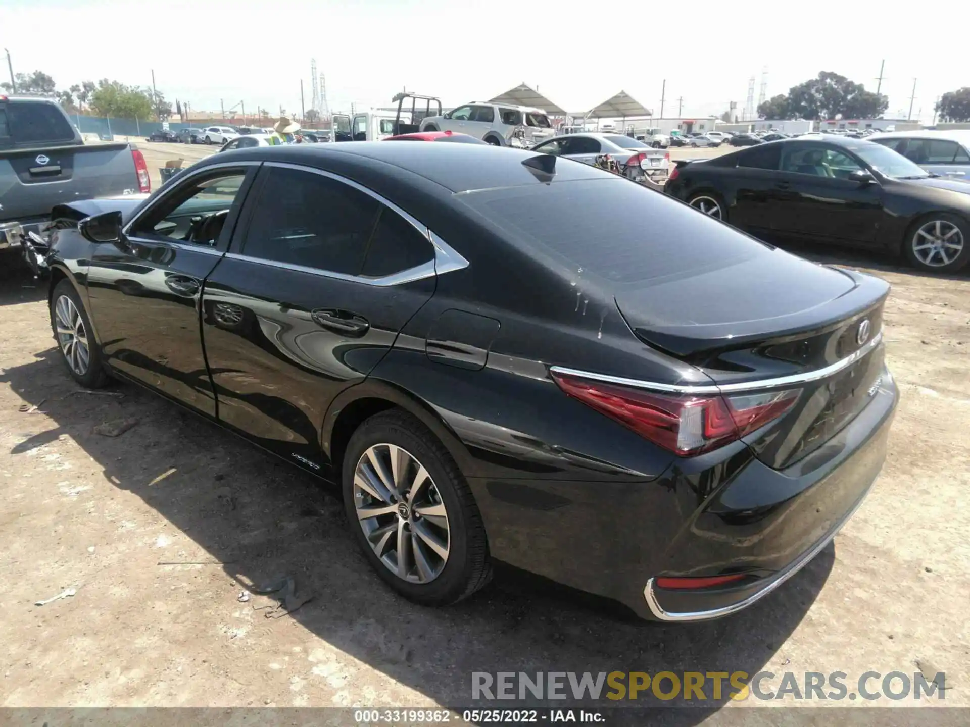 3 Фотография поврежденного автомобиля 58ACA1C17MU009768 LEXUS ES 2021