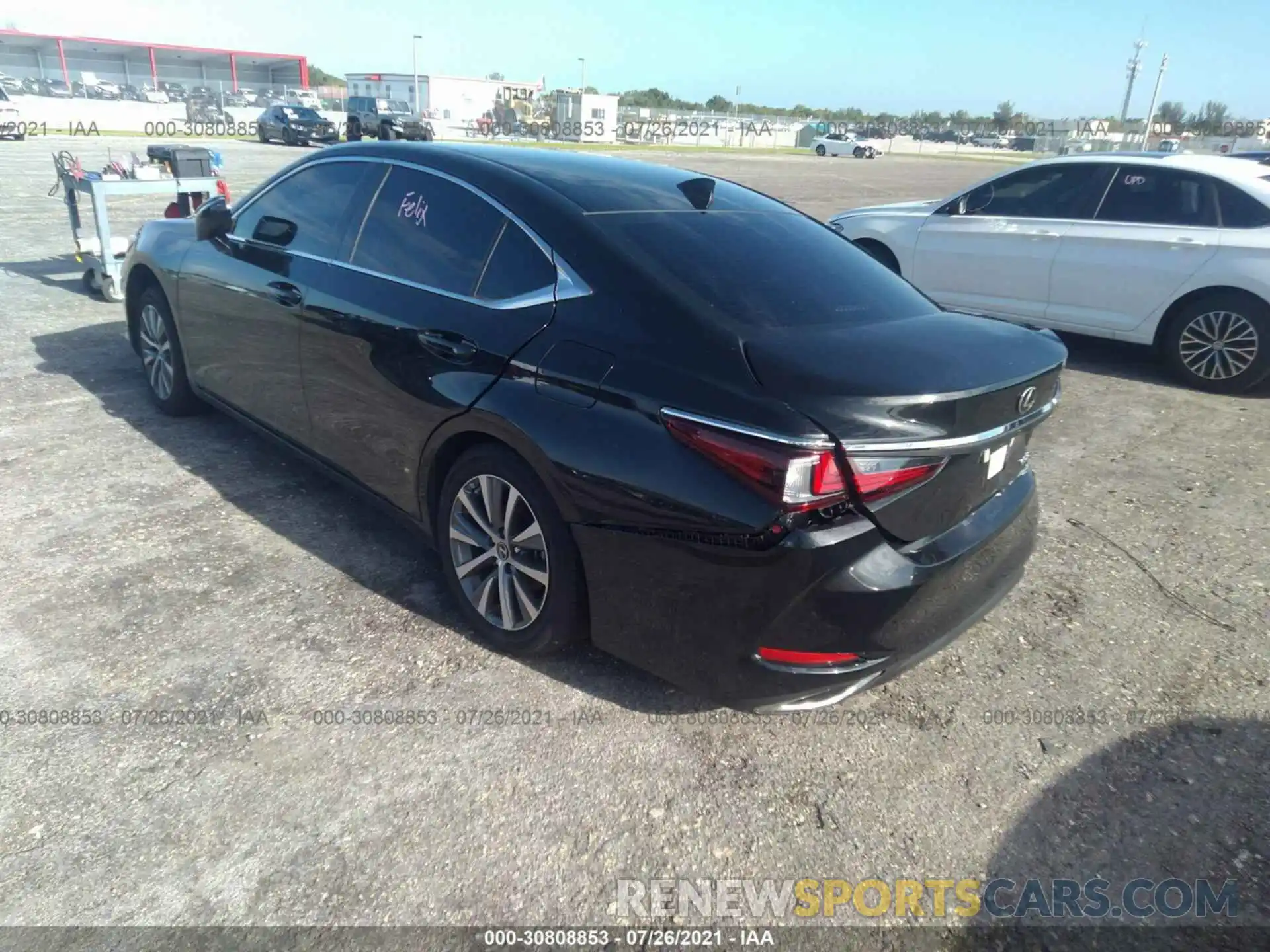 3 Фотография поврежденного автомобиля 58ACZ1B12MU084064 LEXUS ES 2021