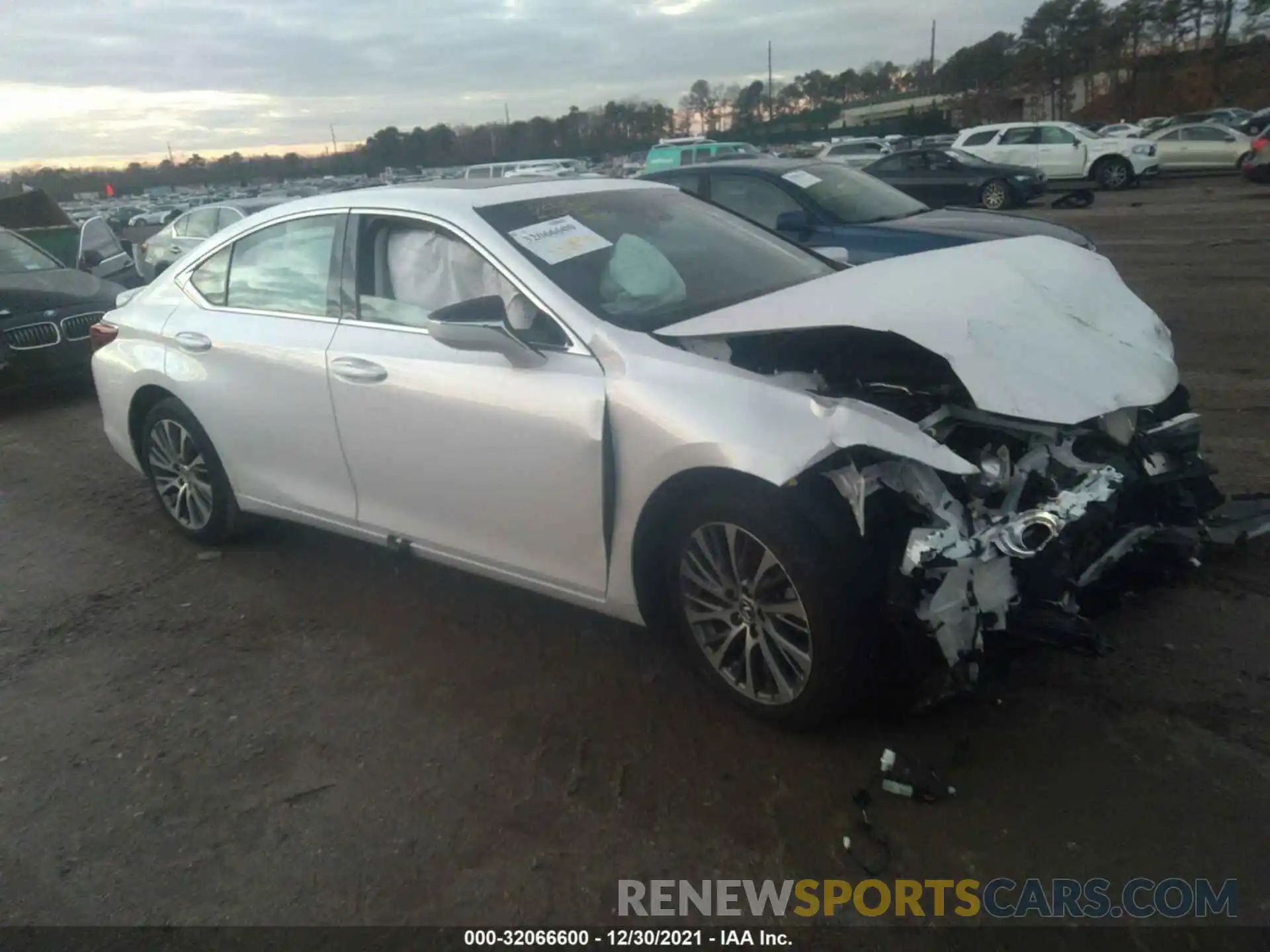 1 Photograph of a damaged car 58AD11D10MU001126 LEXUS ES 2021