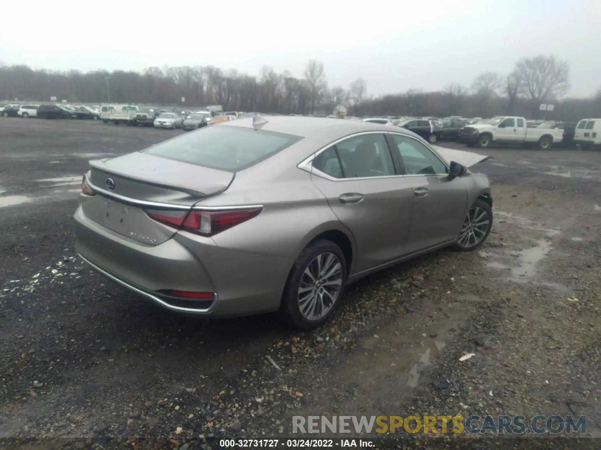 4 Photograph of a damaged car 58AD11D11MU005766 LEXUS ES 2021