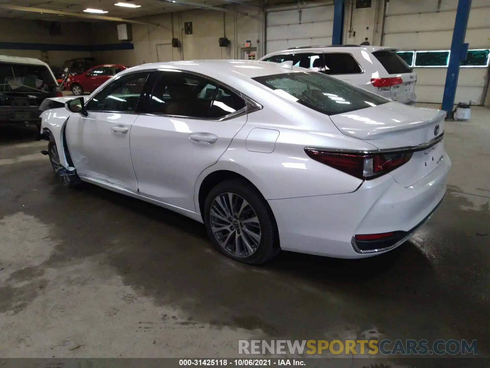 3 Photograph of a damaged car 58AD11D14MU002912 LEXUS ES 2021