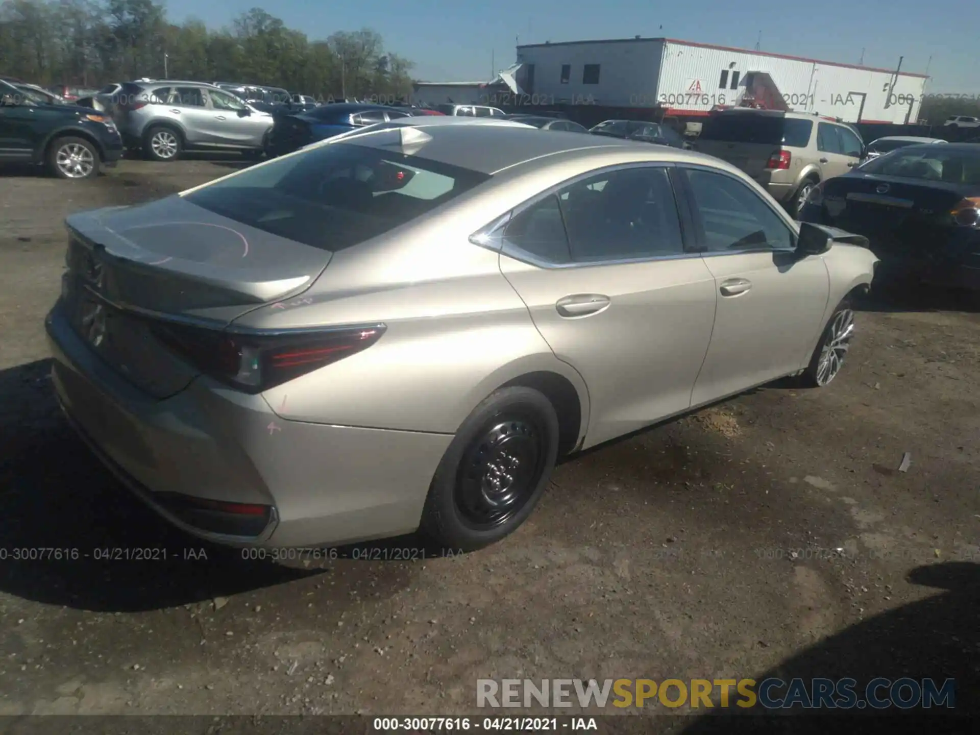 4 Photograph of a damaged car 58AD11D14MU002943 LEXUS ES 2021