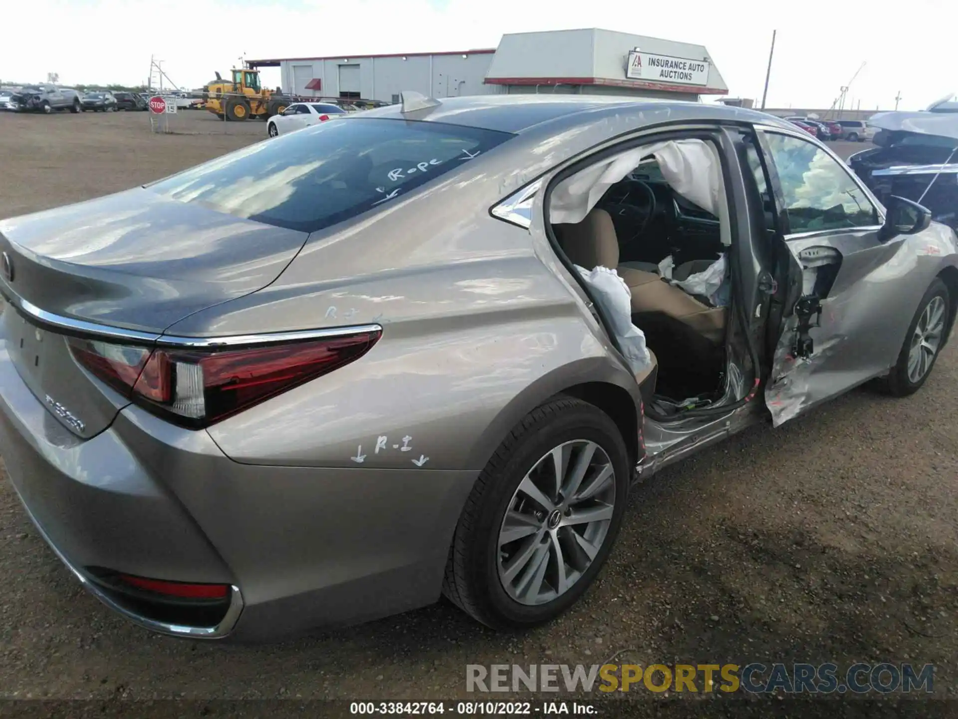 6 Photograph of a damaged car 58AD11D17MU002497 LEXUS ES 2021