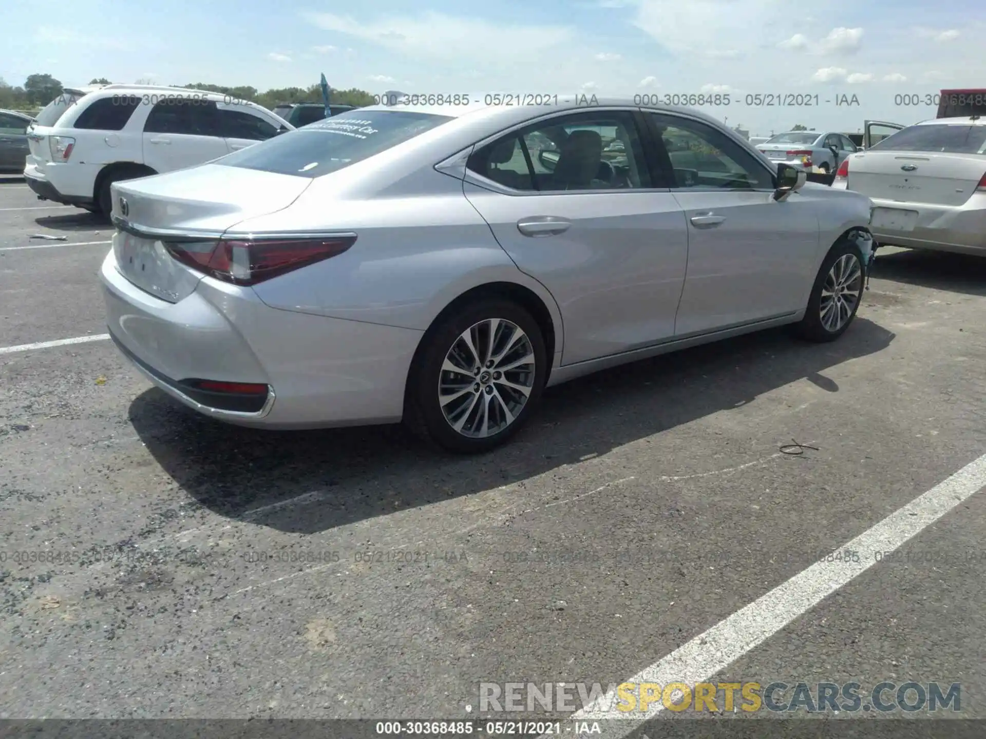 4 Photograph of a damaged car 58AD11D17MU002869 LEXUS ES 2021