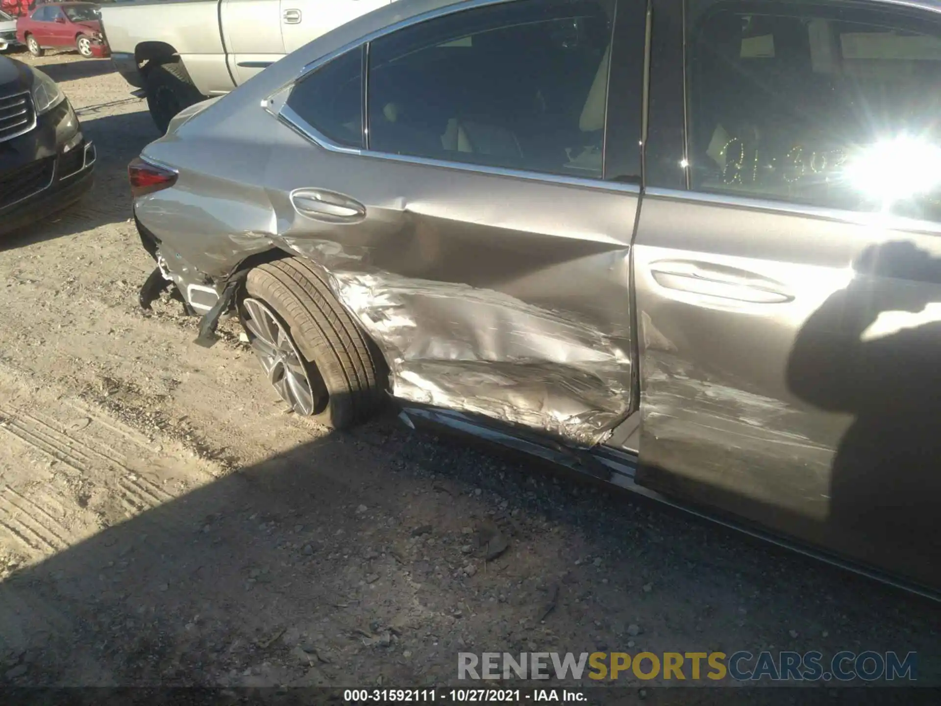 6 Photograph of a damaged car 58AD11D17MU007019 LEXUS ES 2021