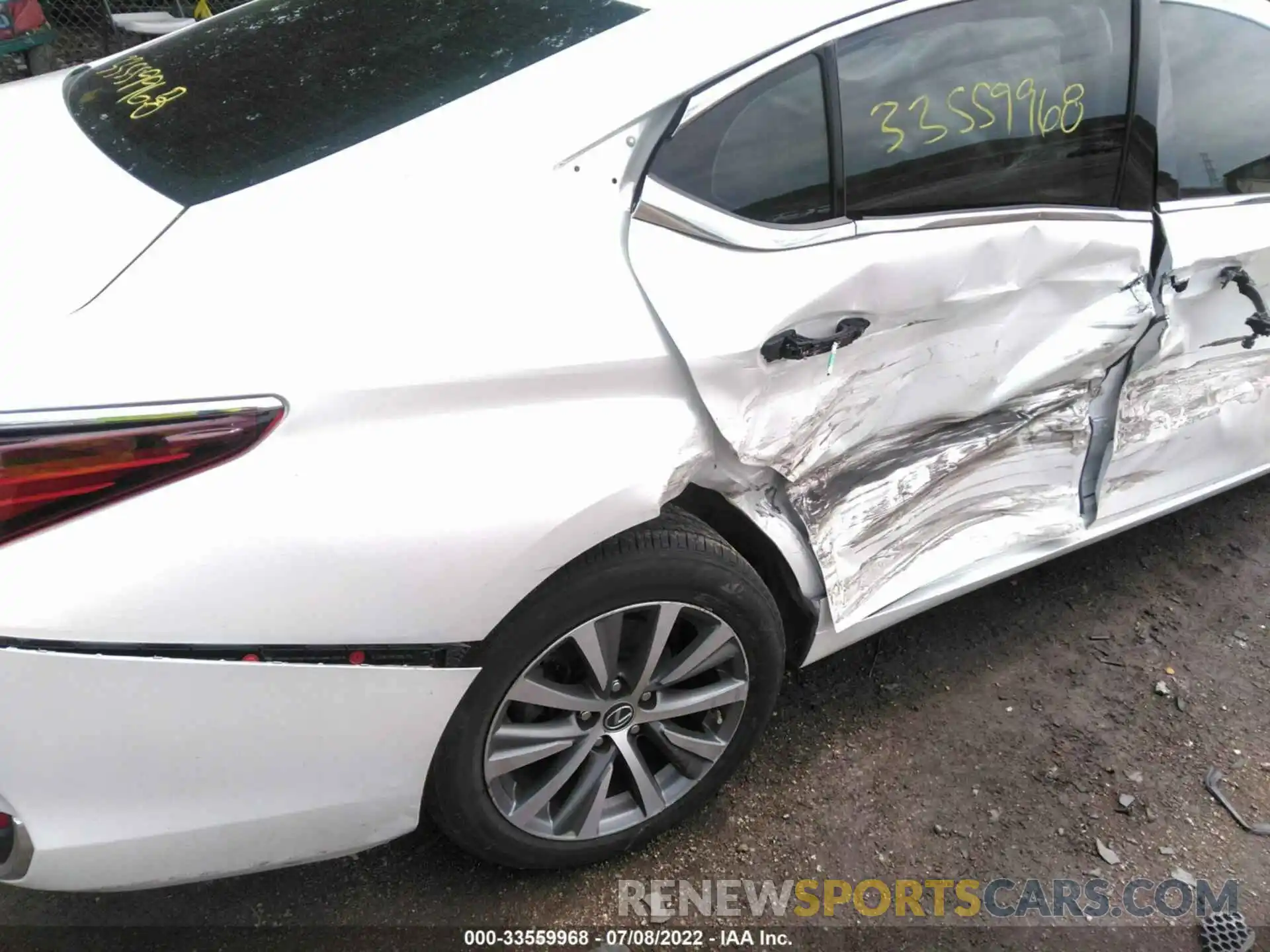 12 Photograph of a damaged car 58AD11D19MU002355 LEXUS ES 2021