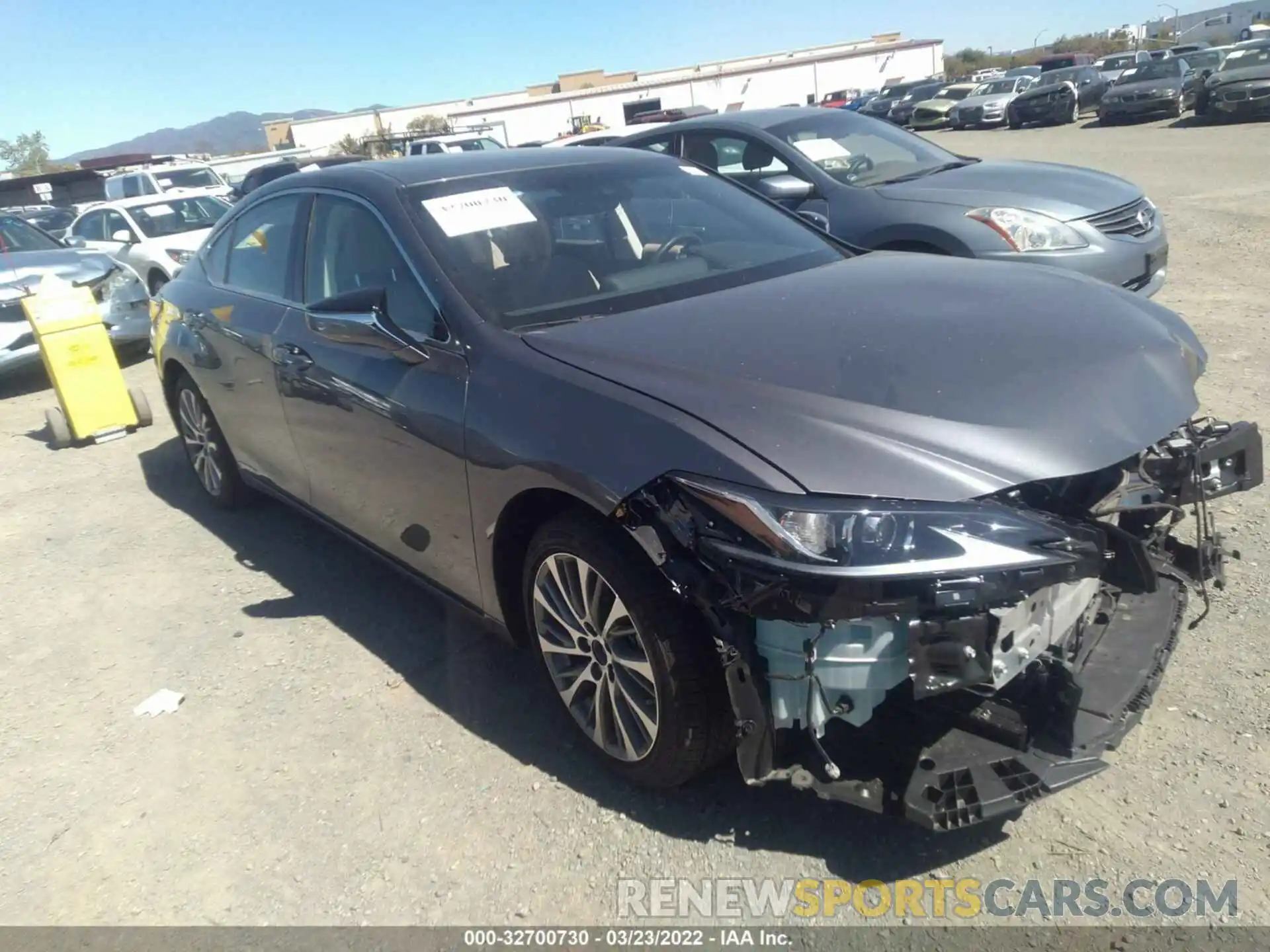 1 Photograph of a damaged car 58ADA1C10MU005176 LEXUS ES 2021