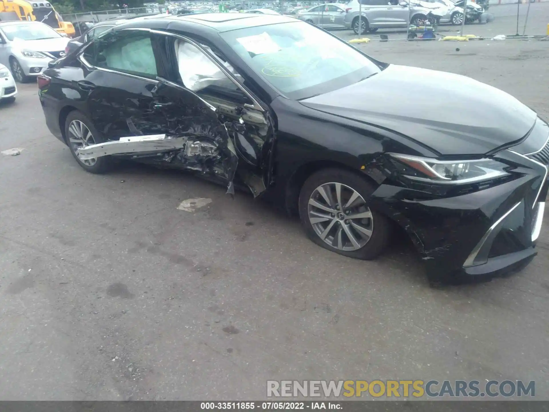 6 Photograph of a damaged car 58ADA1C10MU008112 LEXUS ES 2021