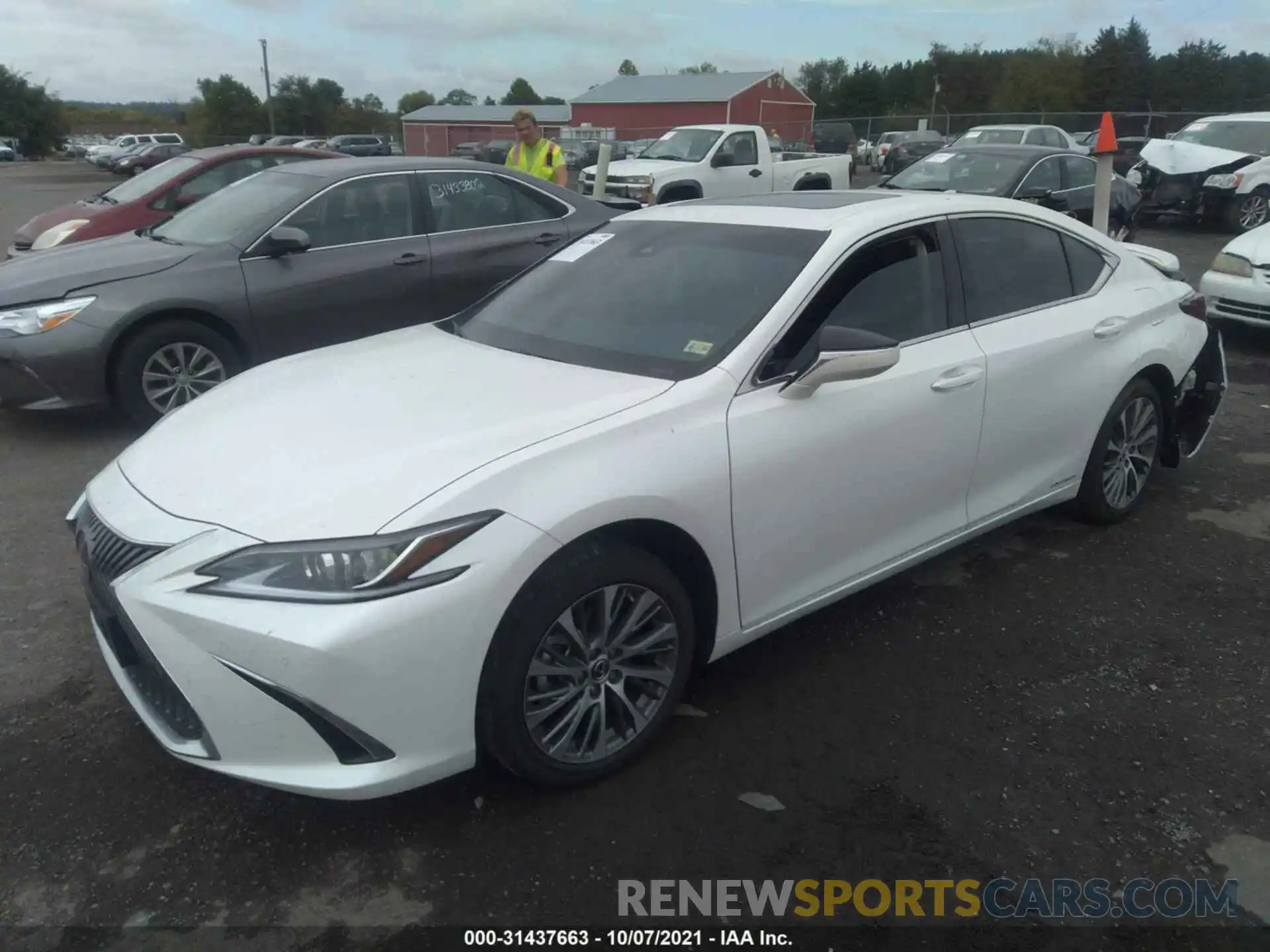 2 Photograph of a damaged car 58ADA1C10MU008398 LEXUS ES 2021