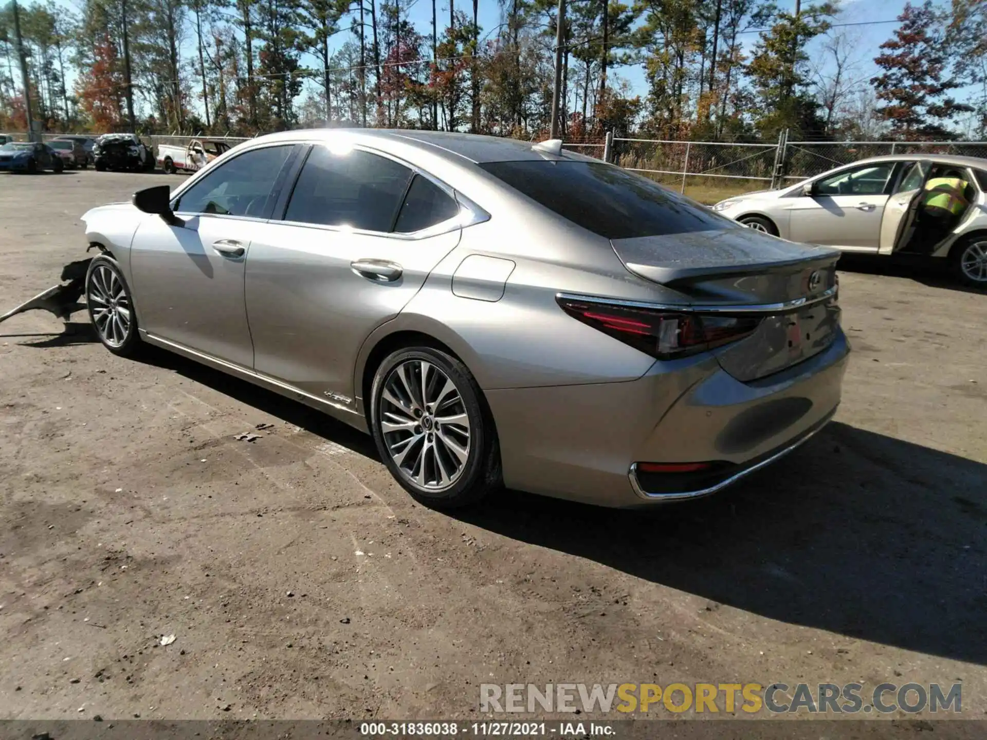 3 Photograph of a damaged car 58ADA1C12MU004949 LEXUS ES 2021