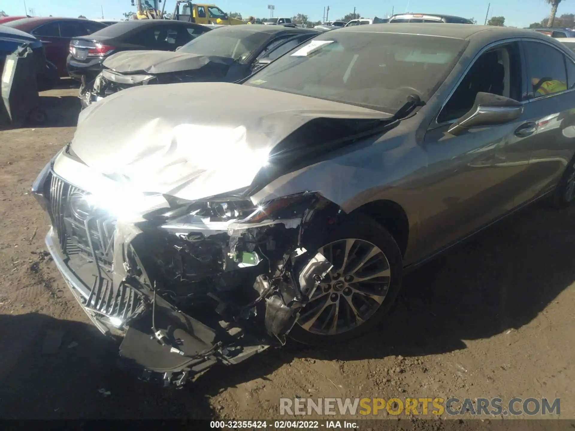 2 Photograph of a damaged car 58ADA1C12MU008371 LEXUS ES 2021