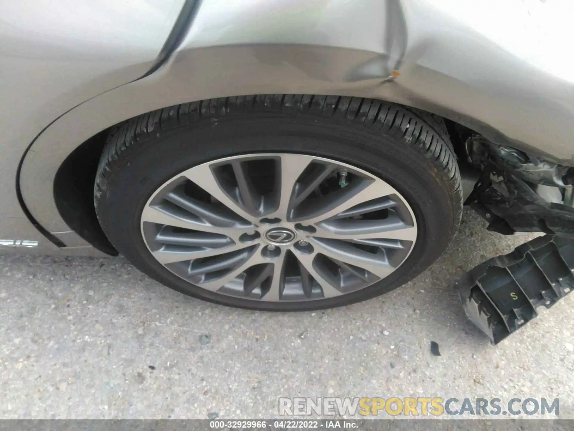 13 Photograph of a damaged car 58ADA1C14MU003334 LEXUS ES 2021