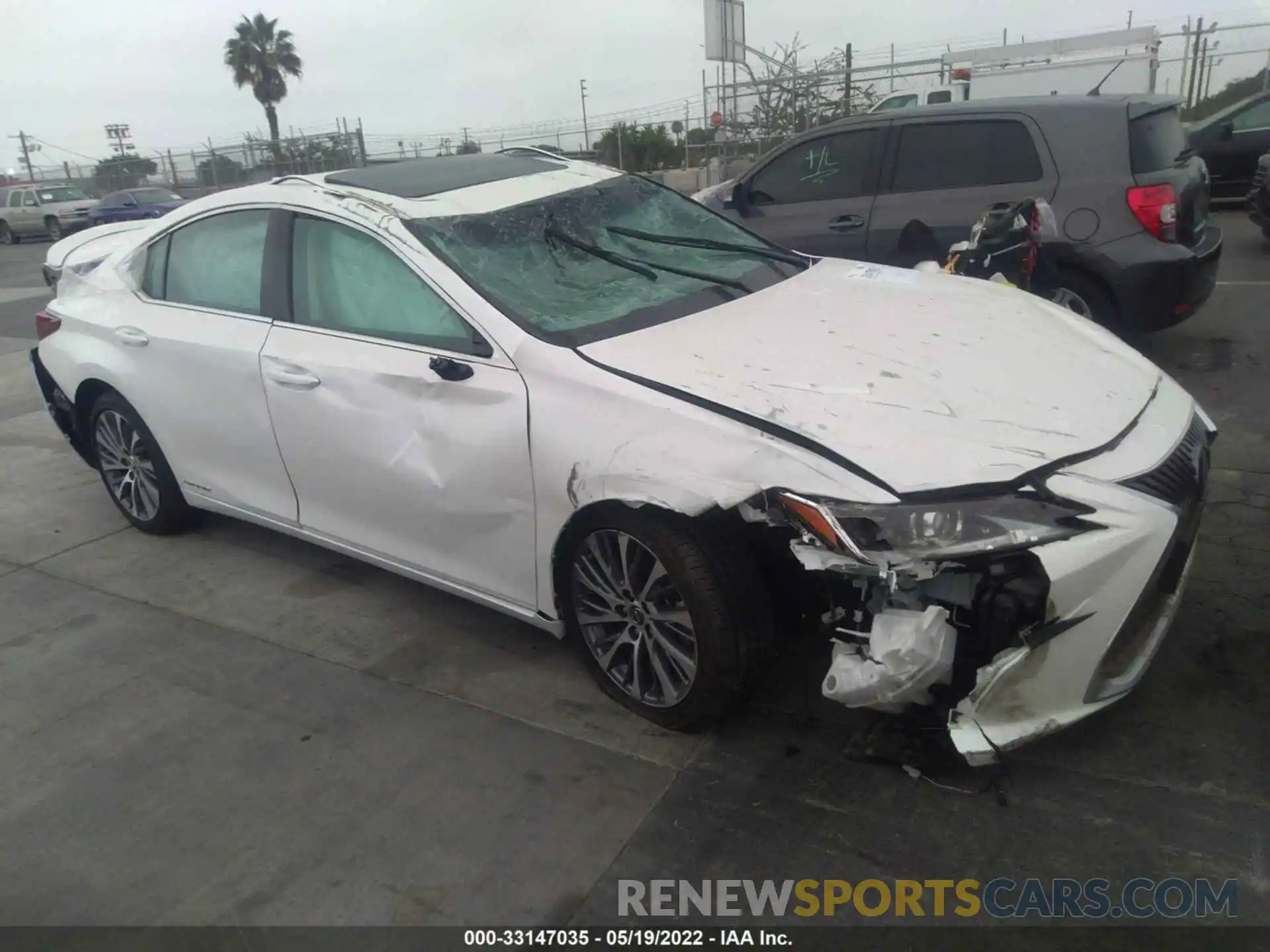 1 Photograph of a damaged car 58ADA1C15MU005920 LEXUS ES 2021