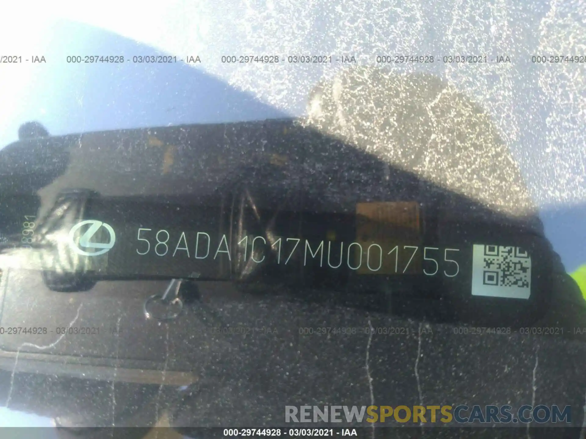 9 Photograph of a damaged car 58ADA1C17MU001755 LEXUS ES 2021
