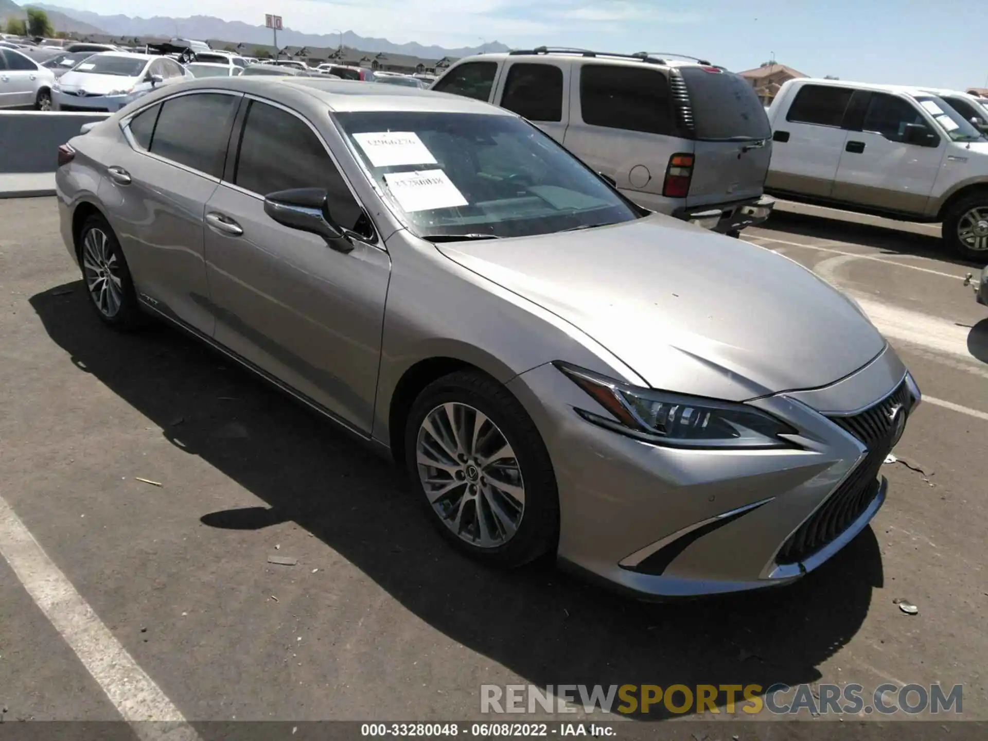 1 Photograph of a damaged car 58ADA1C1XMU005492 LEXUS ES 2021