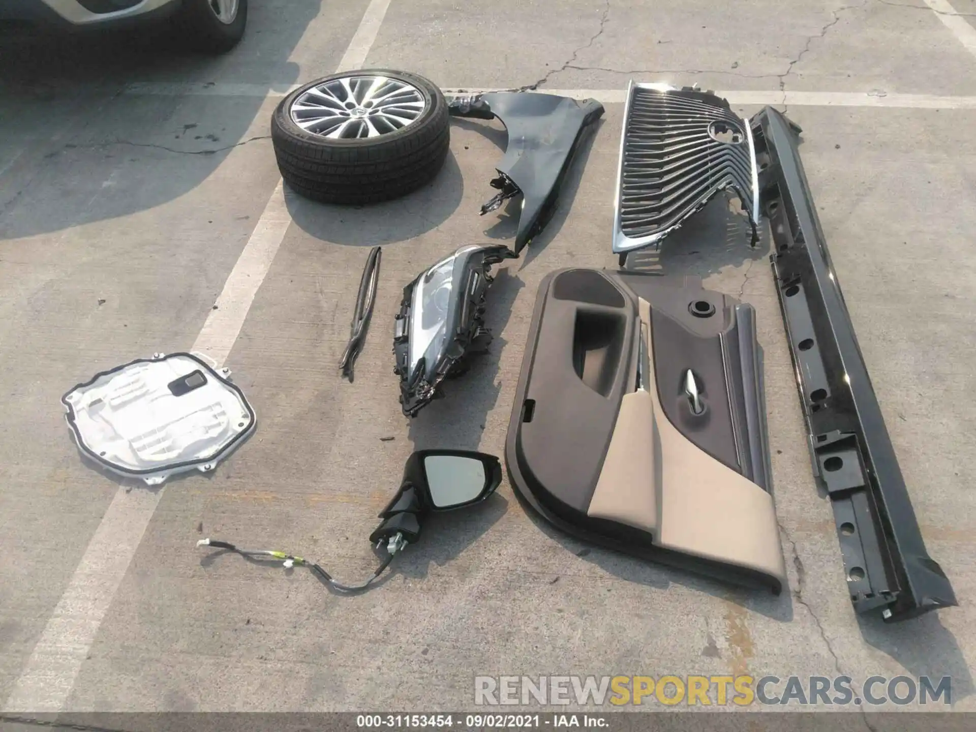 12 Photograph of a damaged car 58ADA1C1XMU007775 LEXUS ES 2021