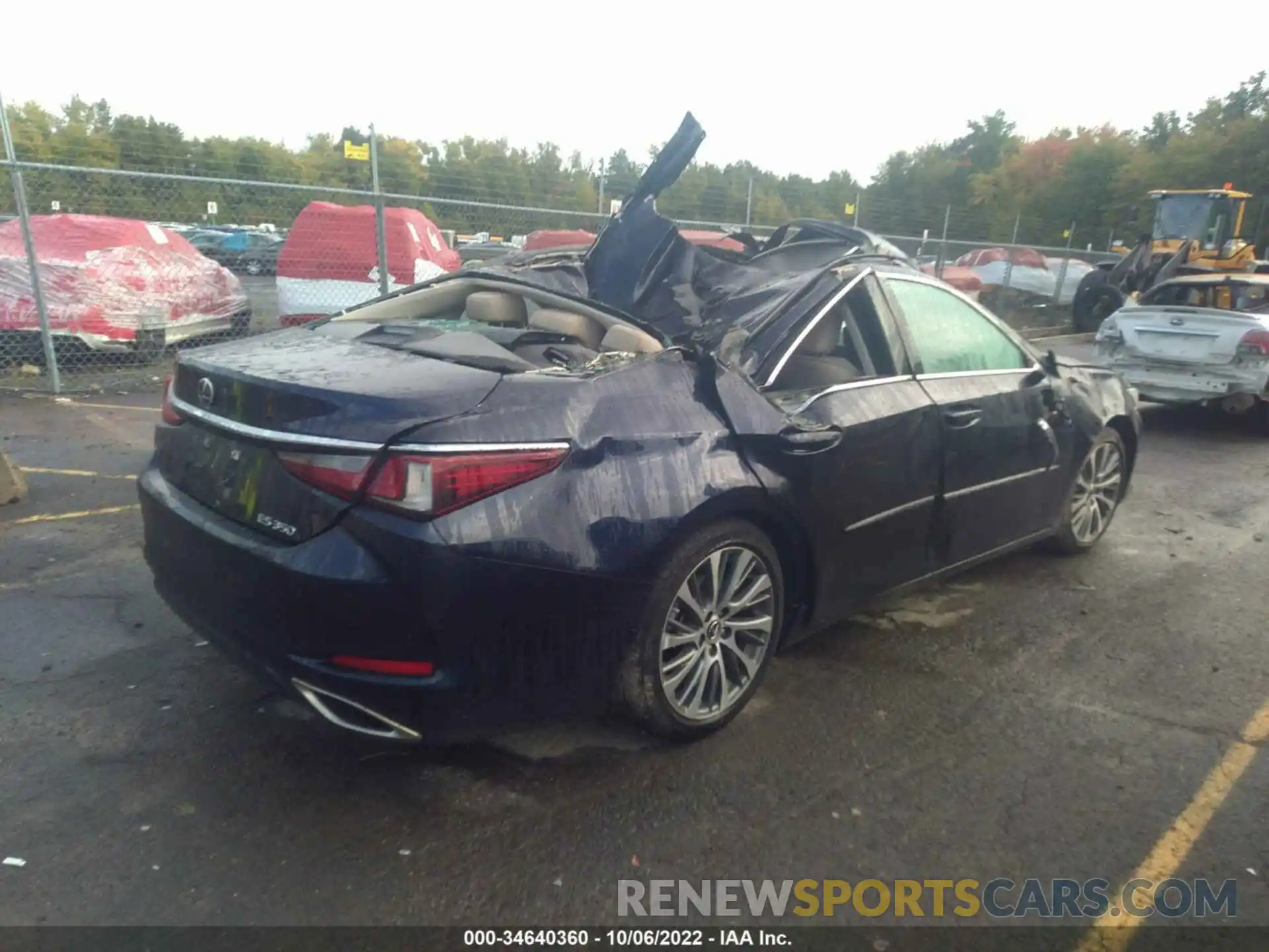 4 Photograph of a damaged car 58ADZ1B11MU088501 LEXUS ES 2021