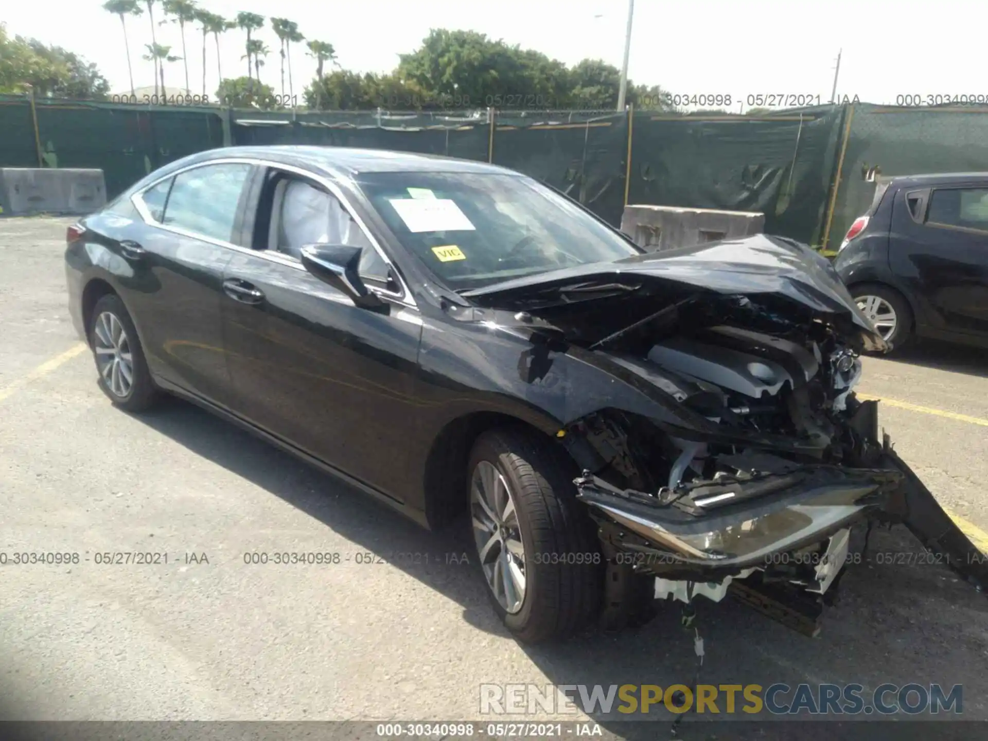 1 Photograph of a damaged car 58ADZ1B13MU085101 LEXUS ES 2021