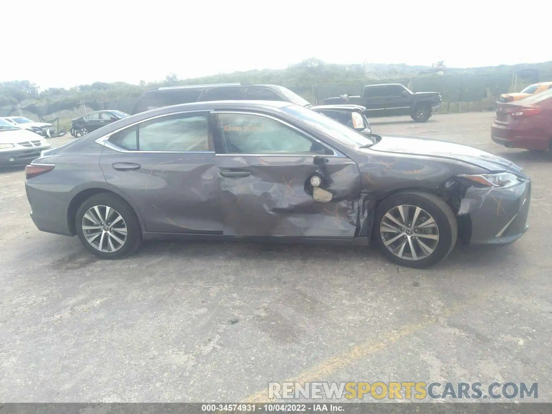 6 Photograph of a damaged car 58ADZ1B14MU090016 LEXUS ES 2021