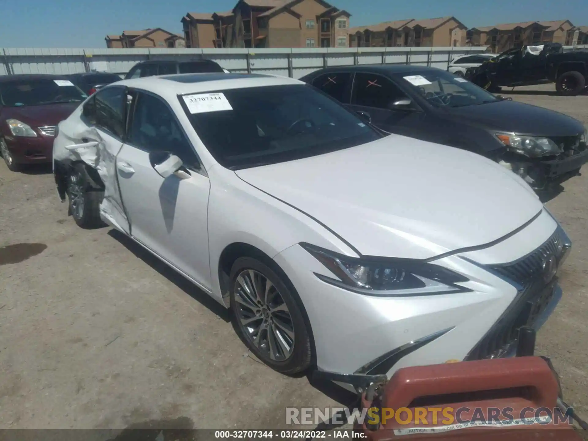 1 Photograph of a damaged car 58ADZ1B14MU100012 LEXUS ES 2021