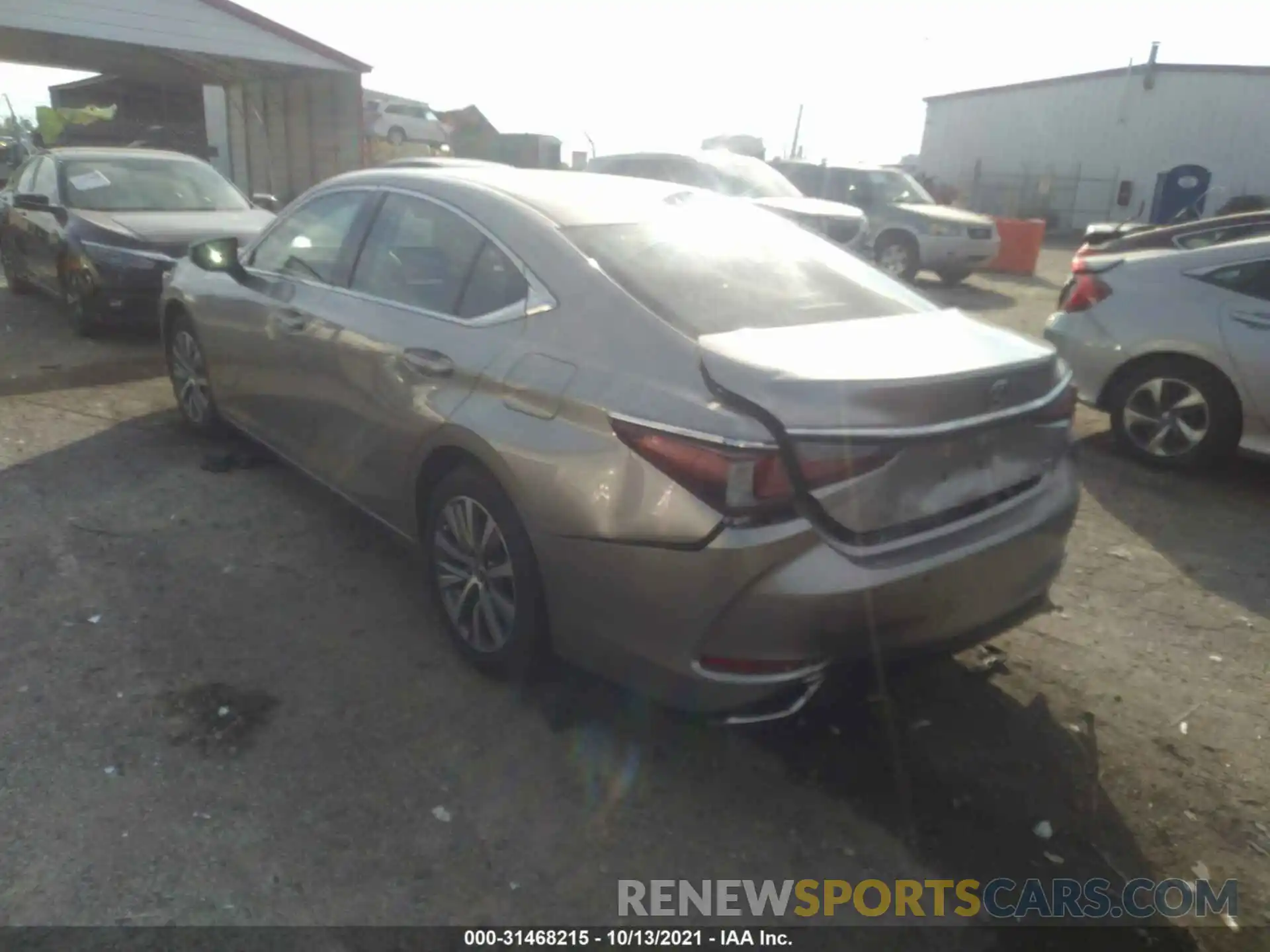 3 Фотография поврежденного автомобиля 58ADZ1B18MU084350 LEXUS ES 2021