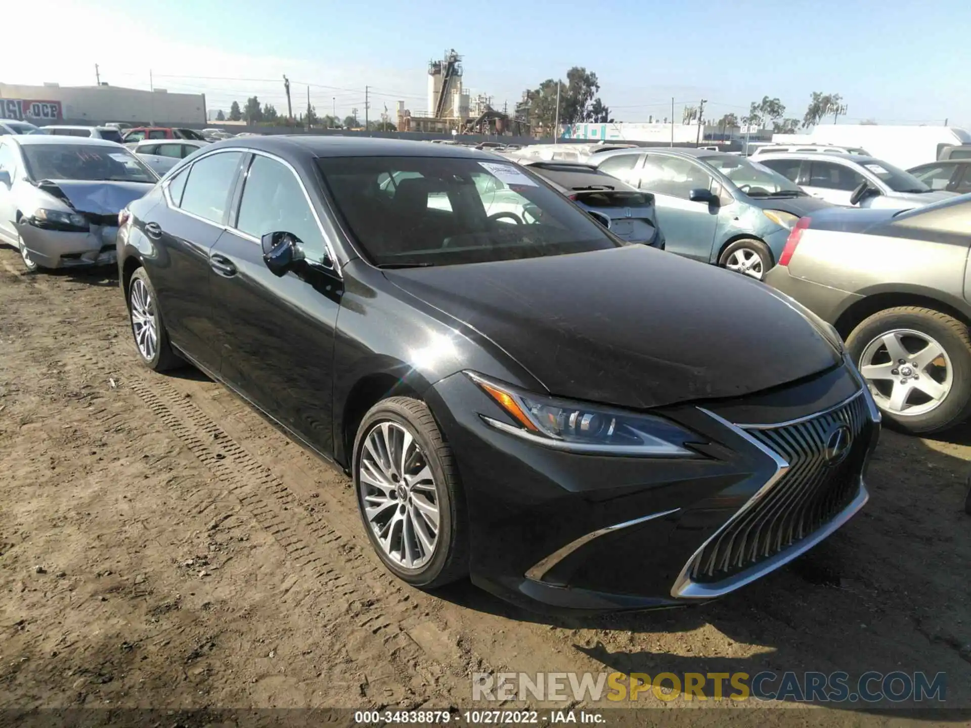 1 Photograph of a damaged car 58ADZ1B18MU100062 LEXUS ES 2021