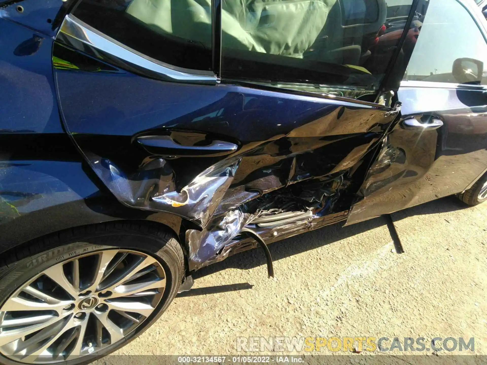 6 Photograph of a damaged car 58ADZ1B18MU104788 LEXUS ES 2021