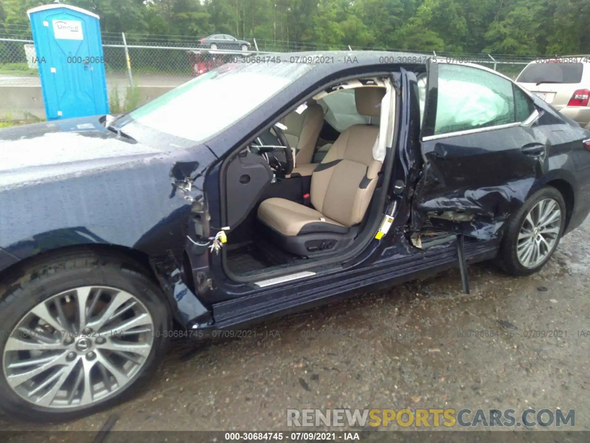 6 Photograph of a damaged car 58ADZ1B19MU087757 LEXUS ES 2021