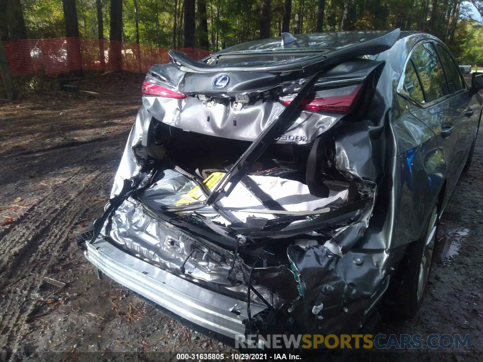 6 Photograph of a damaged car 58AEA1C14MU009431 LEXUS ES 2021