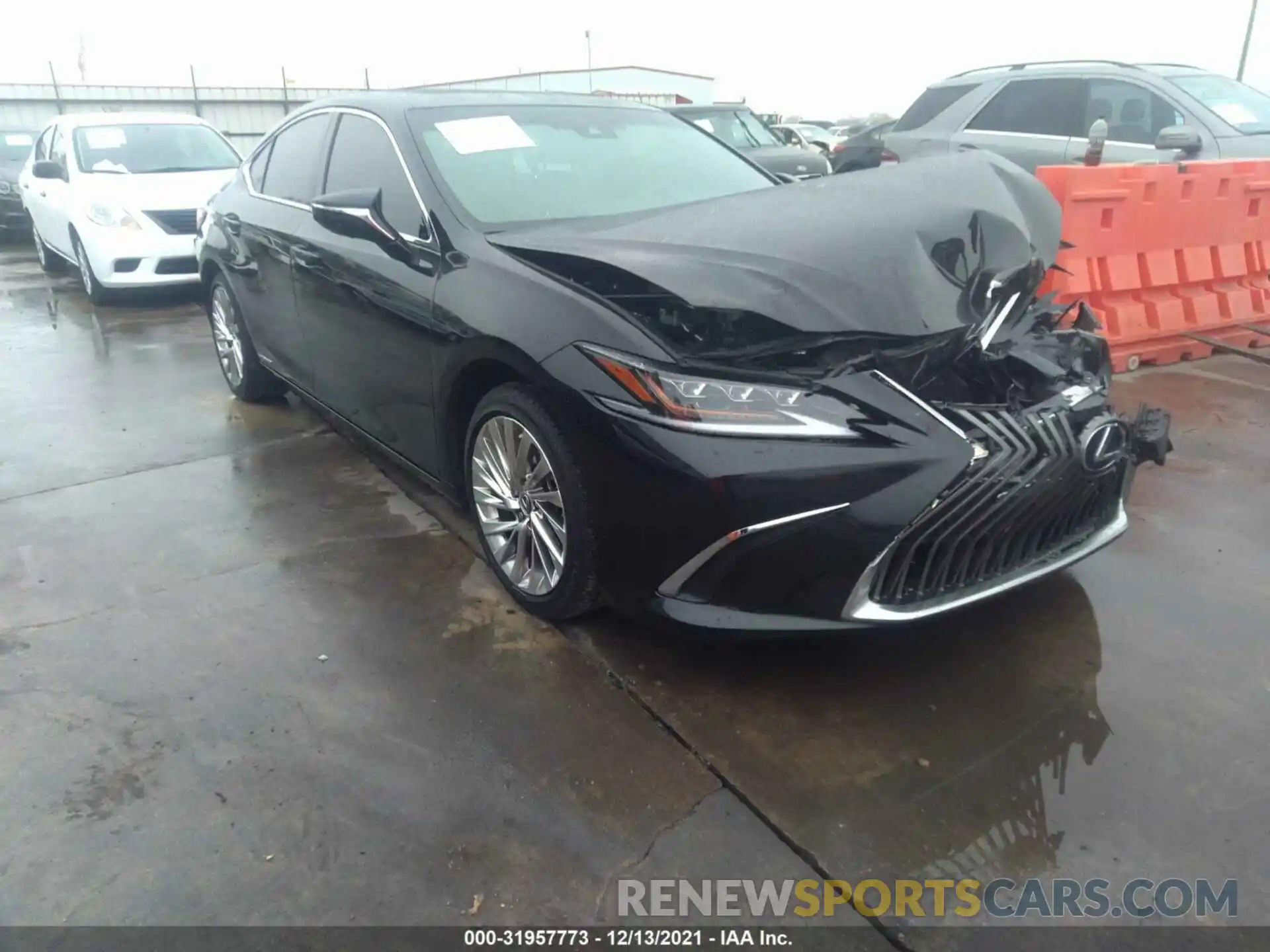 1 Photograph of a damaged car 58AFA1C16MU004462 LEXUS ES 2021