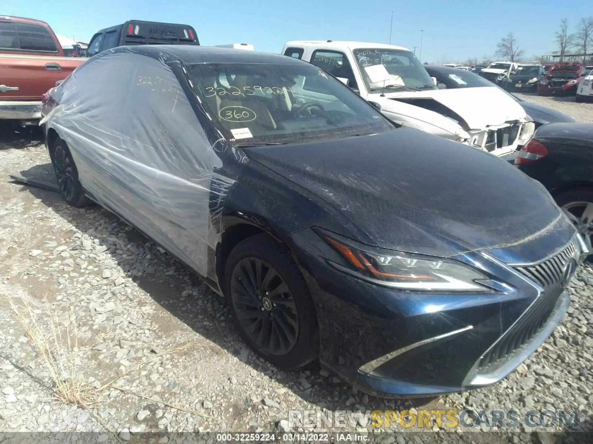 1 Photograph of a damaged car 58AFA1C17MU010366 LEXUS ES 2021