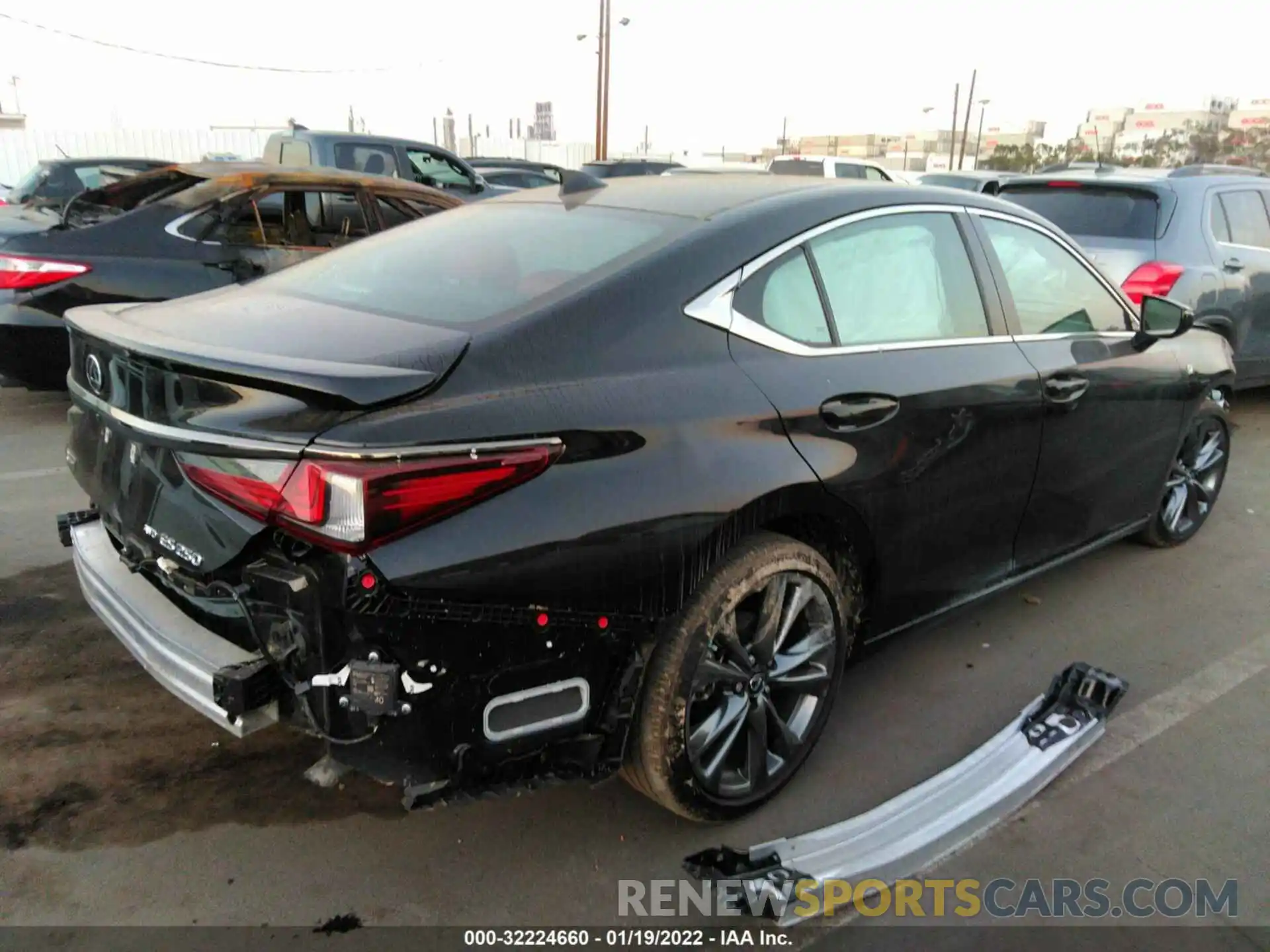 4 Photograph of a damaged car 58AG11D16MU004626 LEXUS ES 2021