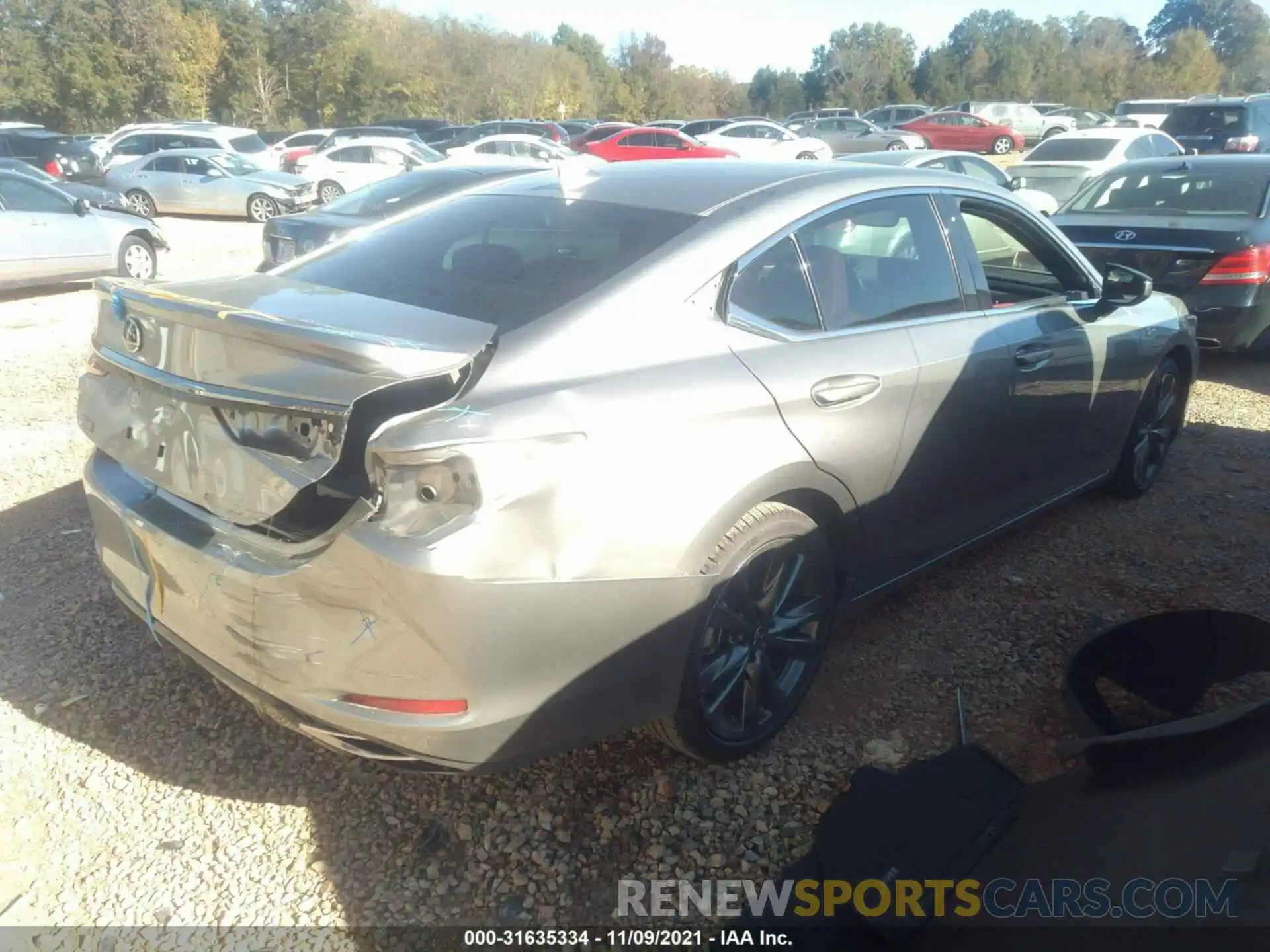 4 Photograph of a damaged car 58AGZ1B18MU101368 LEXUS ES 2021