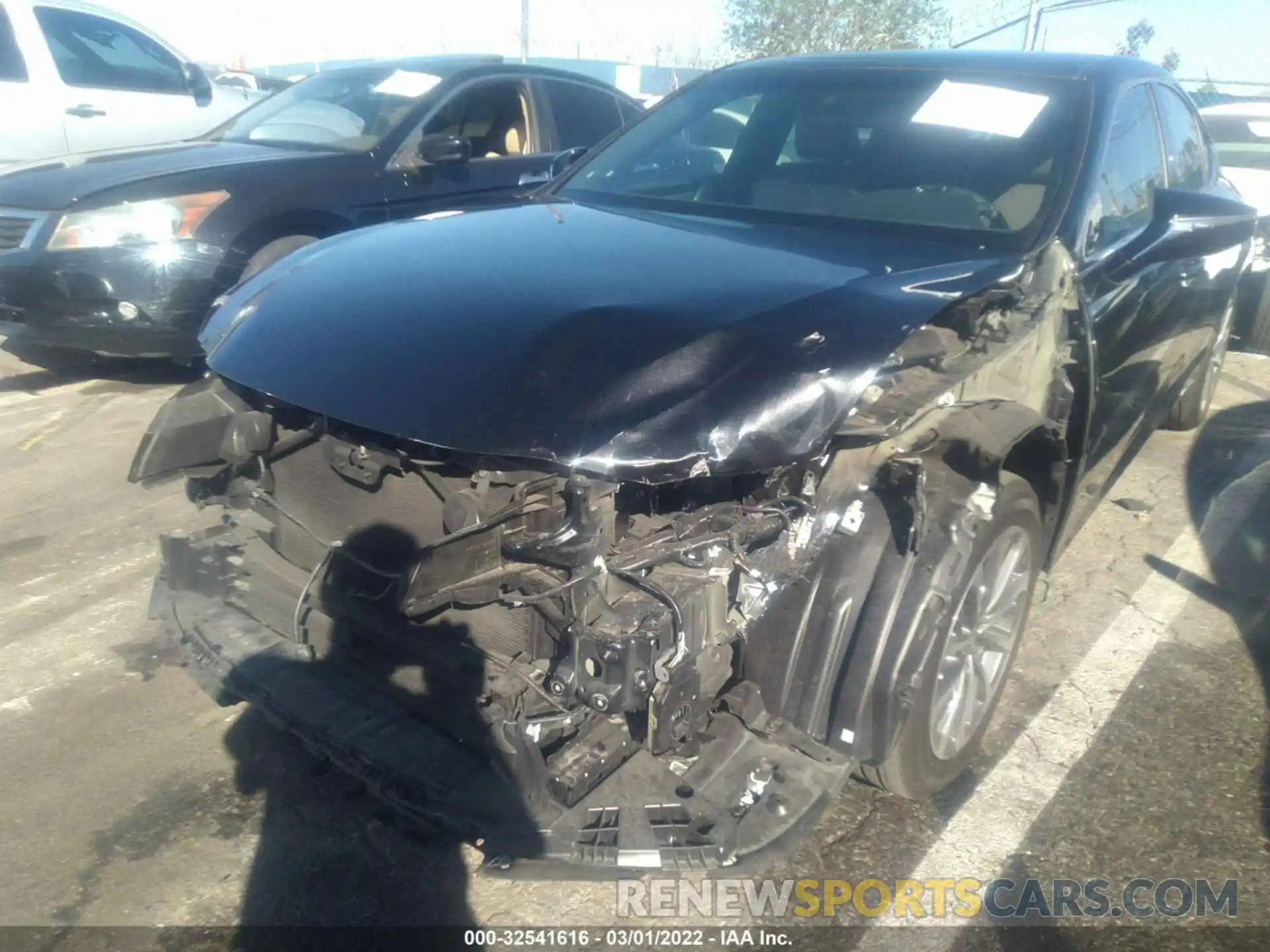 6 Photograph of a damaged car 58ACA1C15NU013626 LEXUS ES 2022