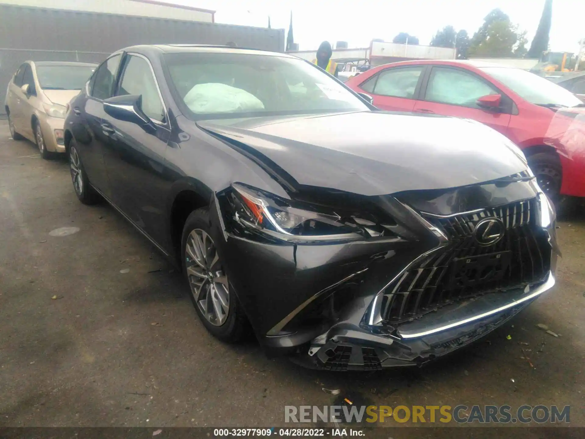 1 Photograph of a damaged car 58ACZ1B1XNU122397 LEXUS ES 2022