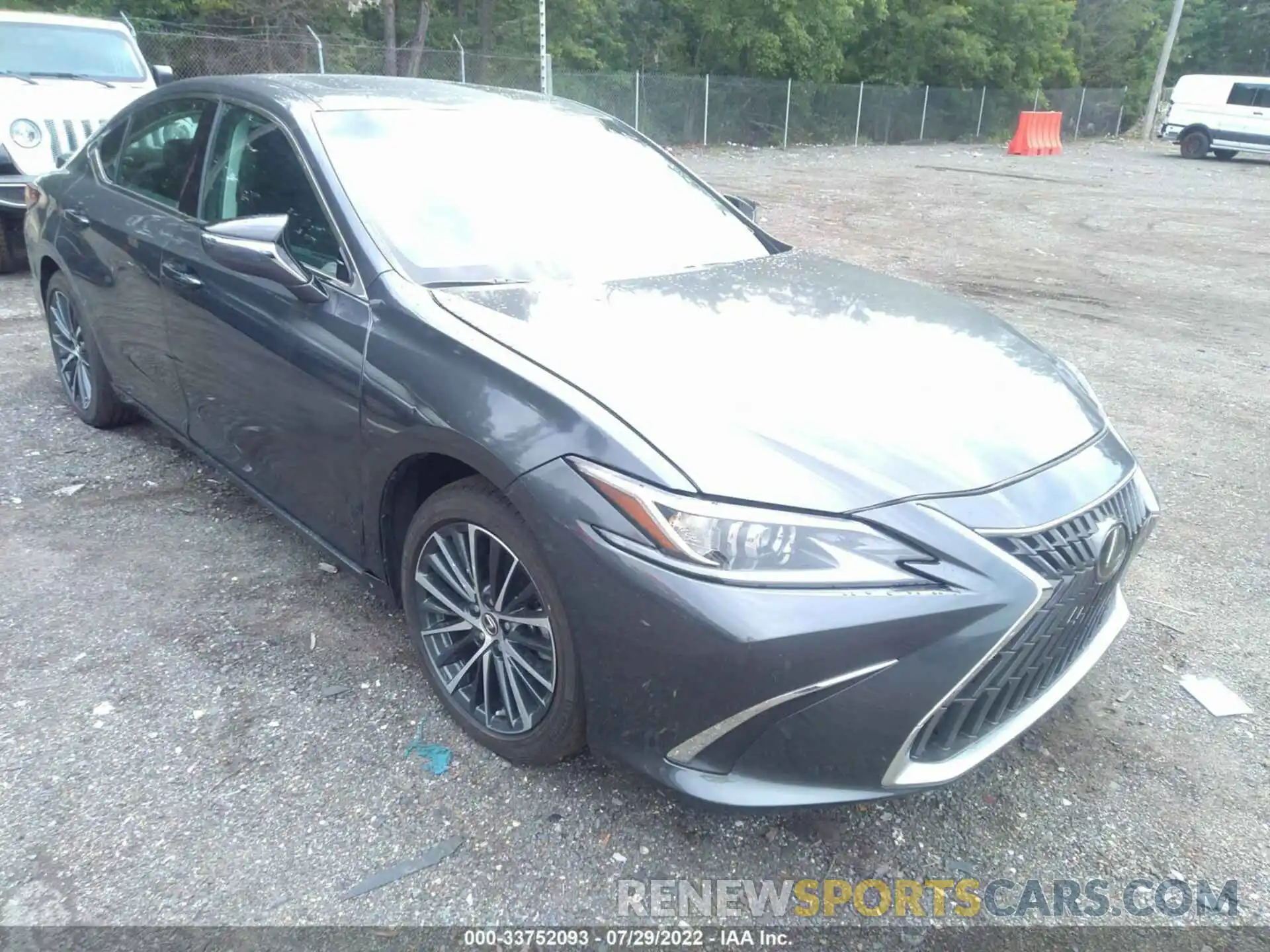 1 Photograph of a damaged car 58AD11D13NU008976 LEXUS ES 2022