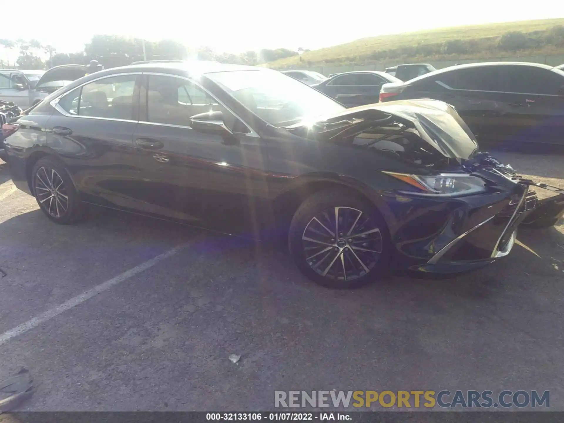 1 Photograph of a damaged car 58ADZ1B12NU111981 LEXUS ES 2022