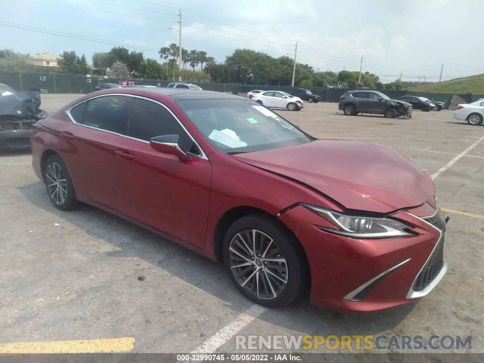 1 Photograph of a damaged car 58ADZ1B12NU121961 LEXUS ES 2022