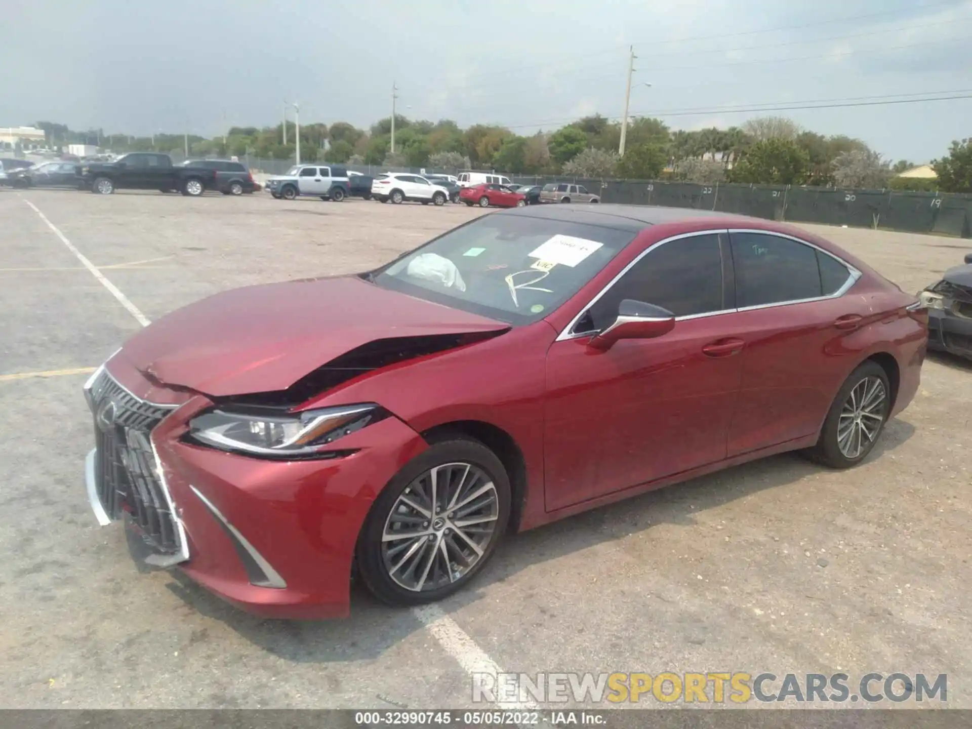 2 Photograph of a damaged car 58ADZ1B12NU121961 LEXUS ES 2022