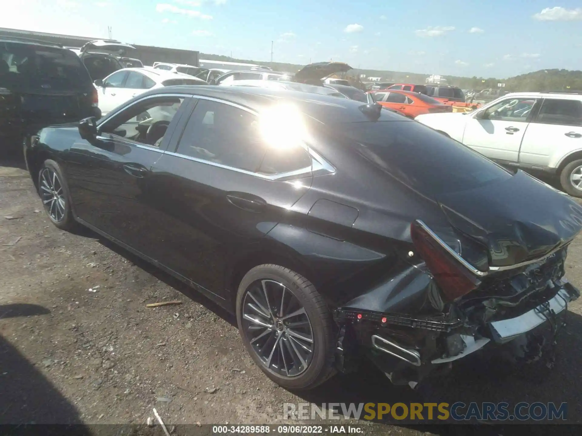 3 Photograph of a damaged car 58ADZ1B13NU124920 LEXUS ES 2022