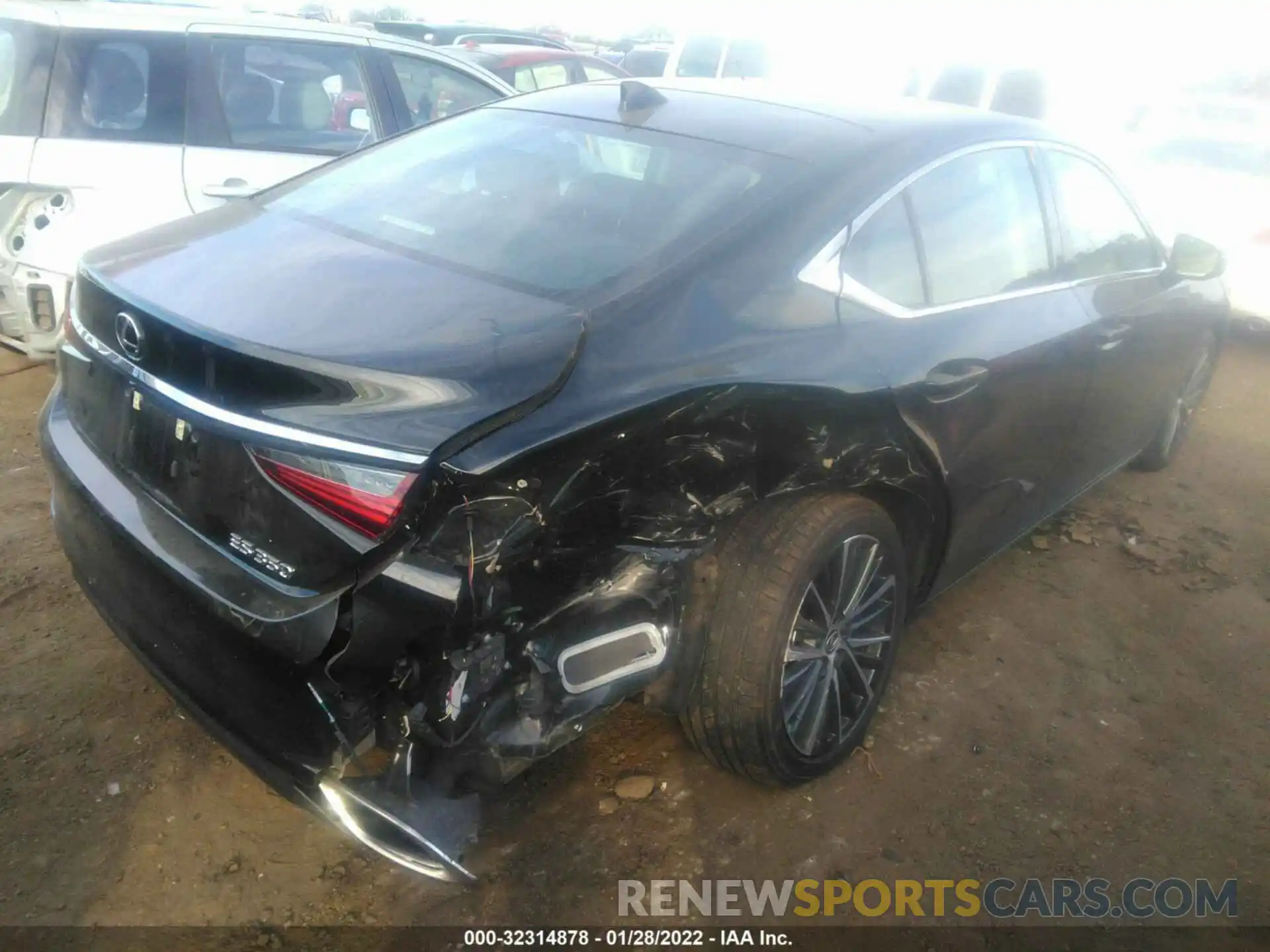 4 Photograph of a damaged car 58ADZ1B16NU113118 LEXUS ES 2022