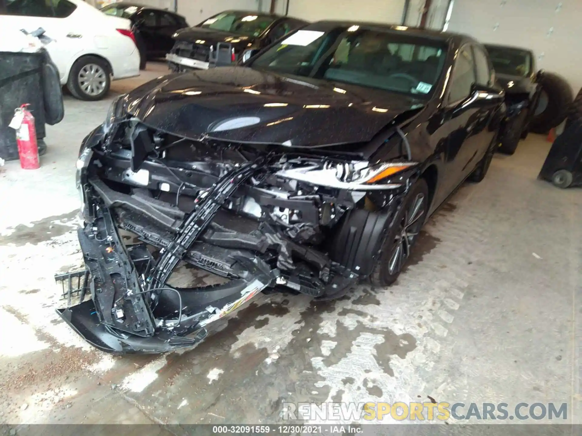 2 Photograph of a damaged car 58ADZ1B17NU111975 LEXUS ES 2022